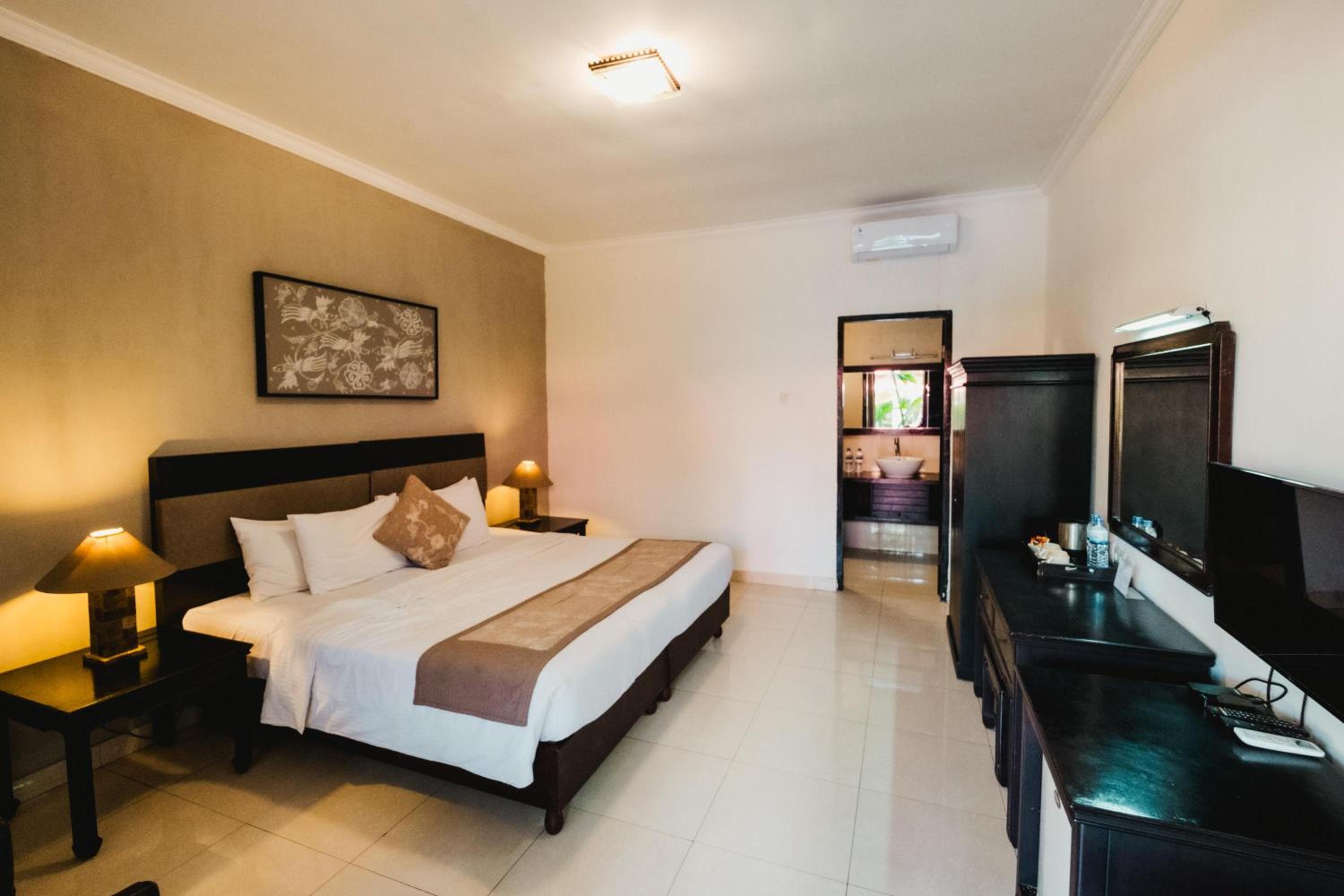 Sarinande Hotel