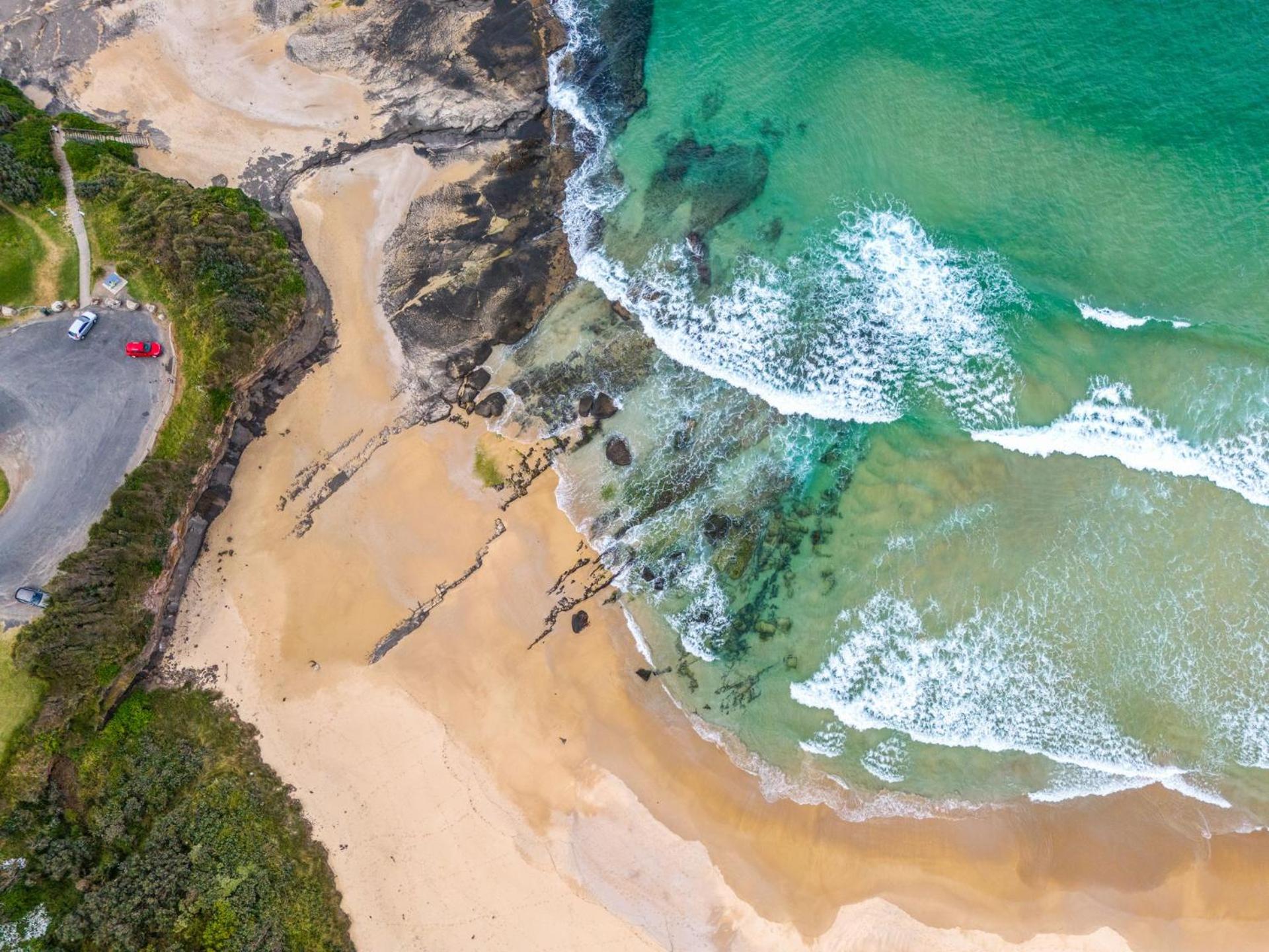 Racecourse Beach Coast Shack - renovated retreat