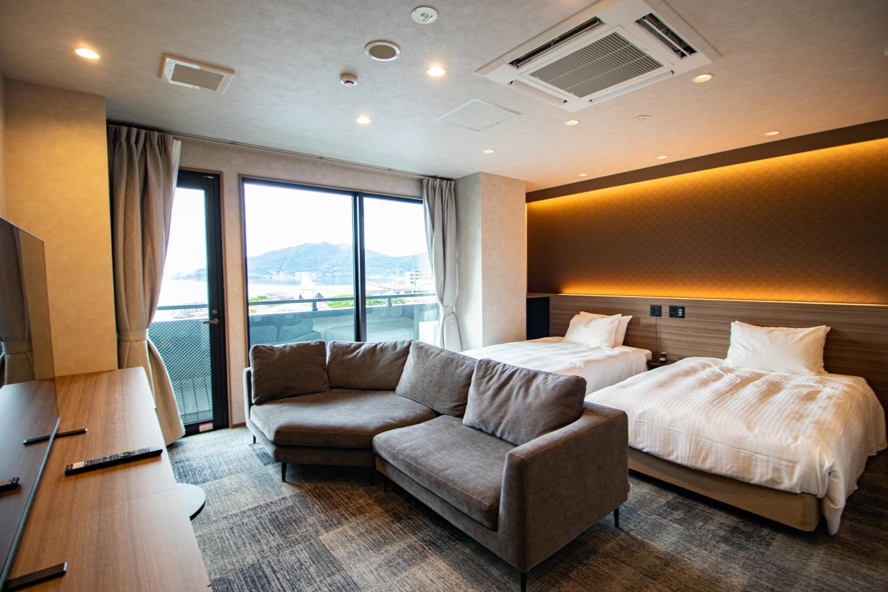 hotel room