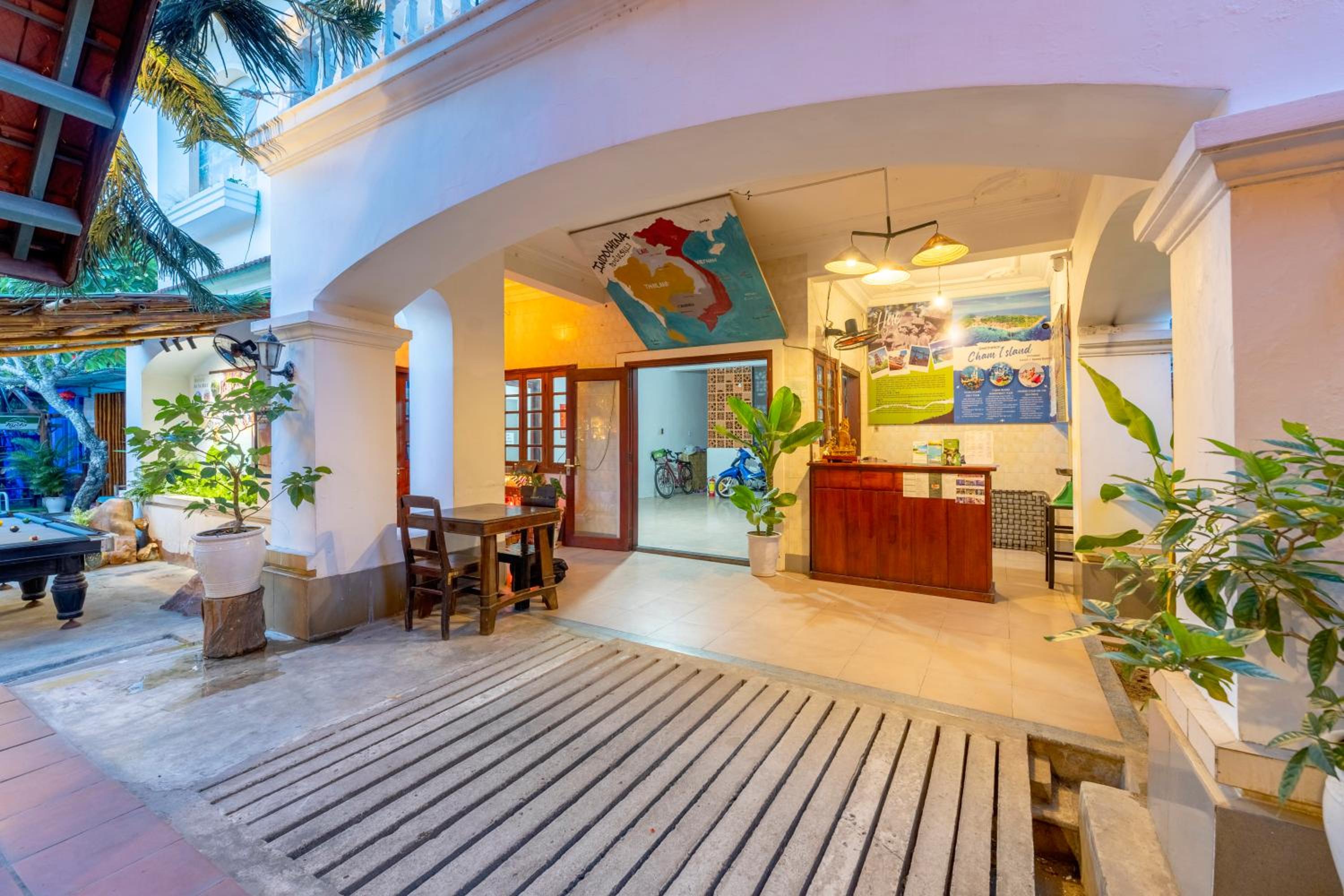 Serendipity Experience Hoi An Hostel