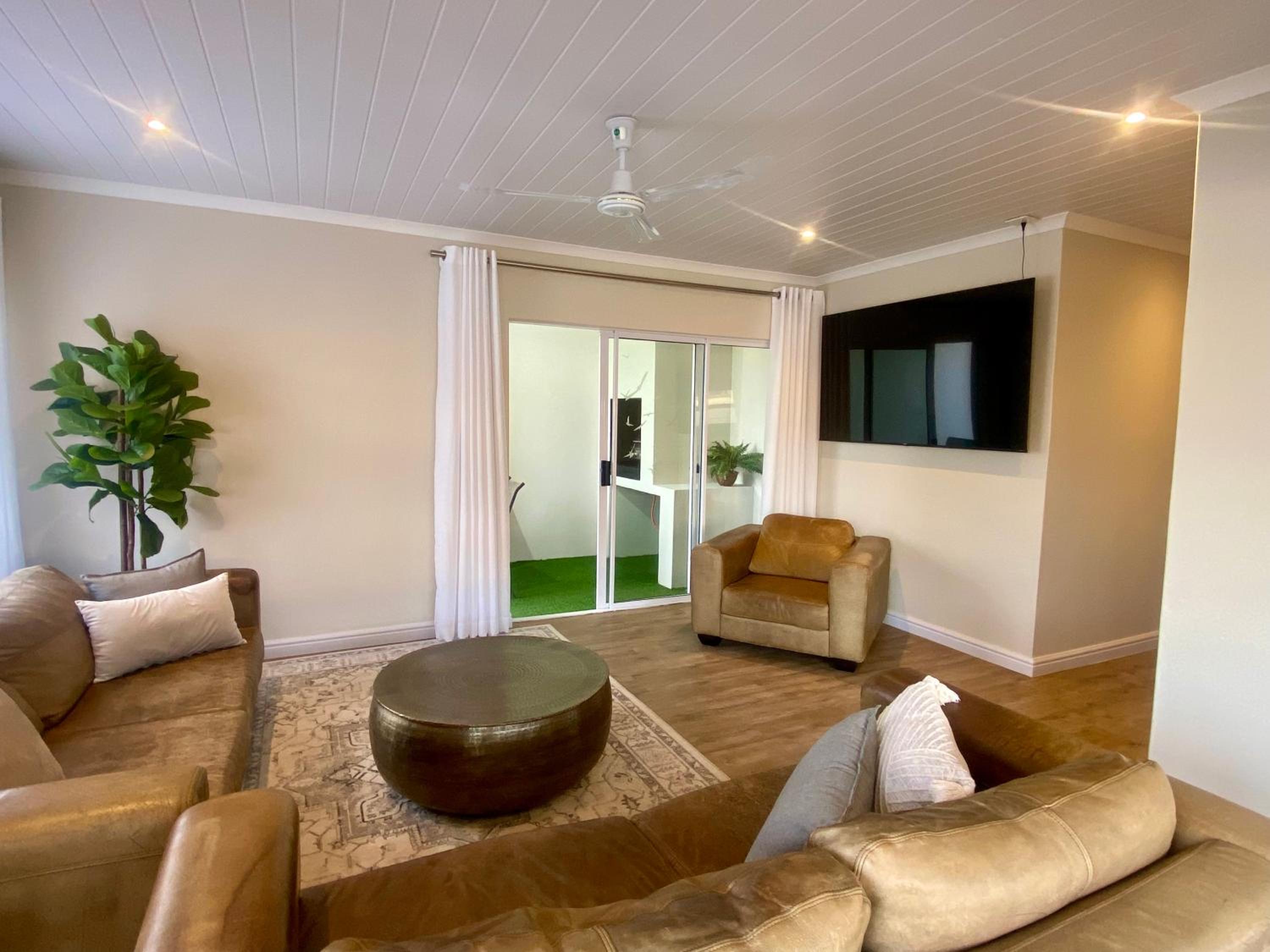 Mossel Bay Self Catering - Near Bayview Centre & Hospital