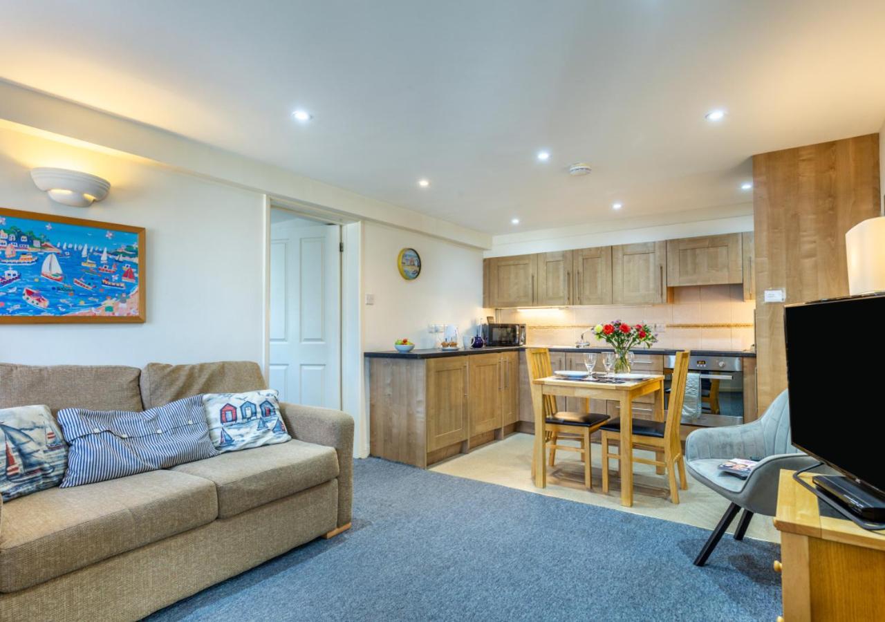 1 Bed in St Ives oc-mar02a view 3