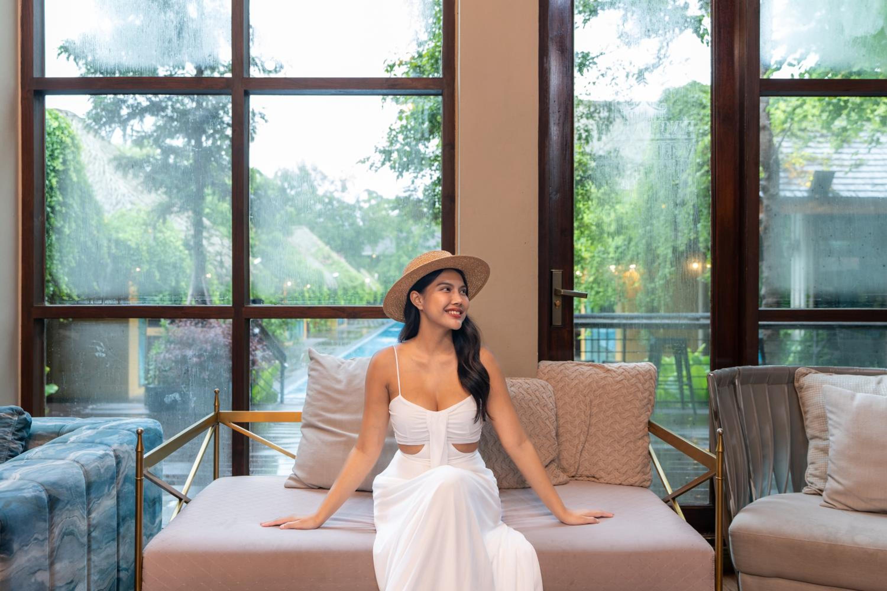 Khum Damnoen Resort