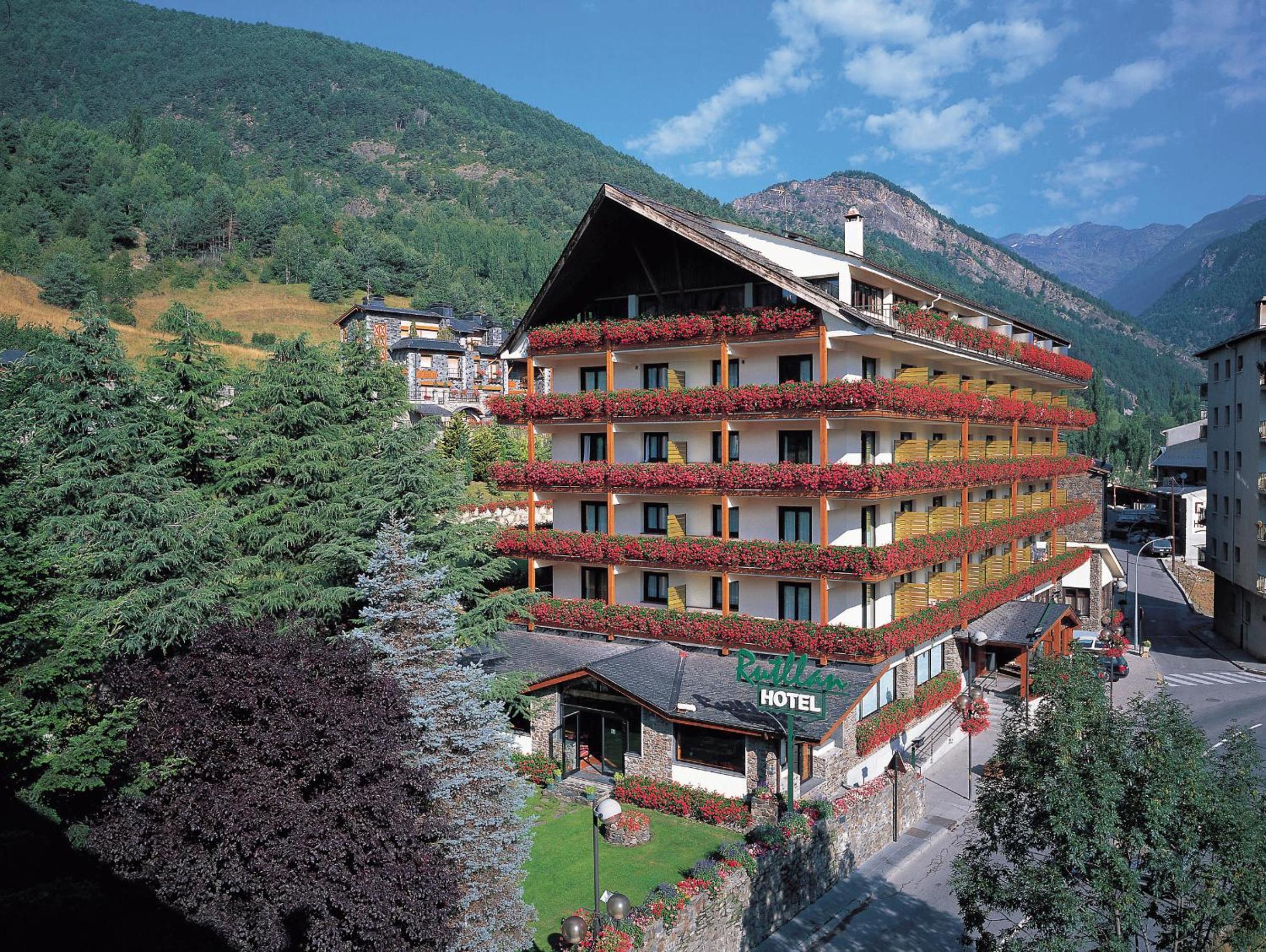 Hotel Rutllan & Spa - Image 1