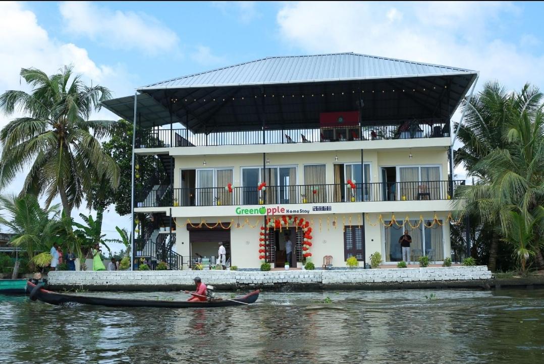 Green Apple Home Stay view 4