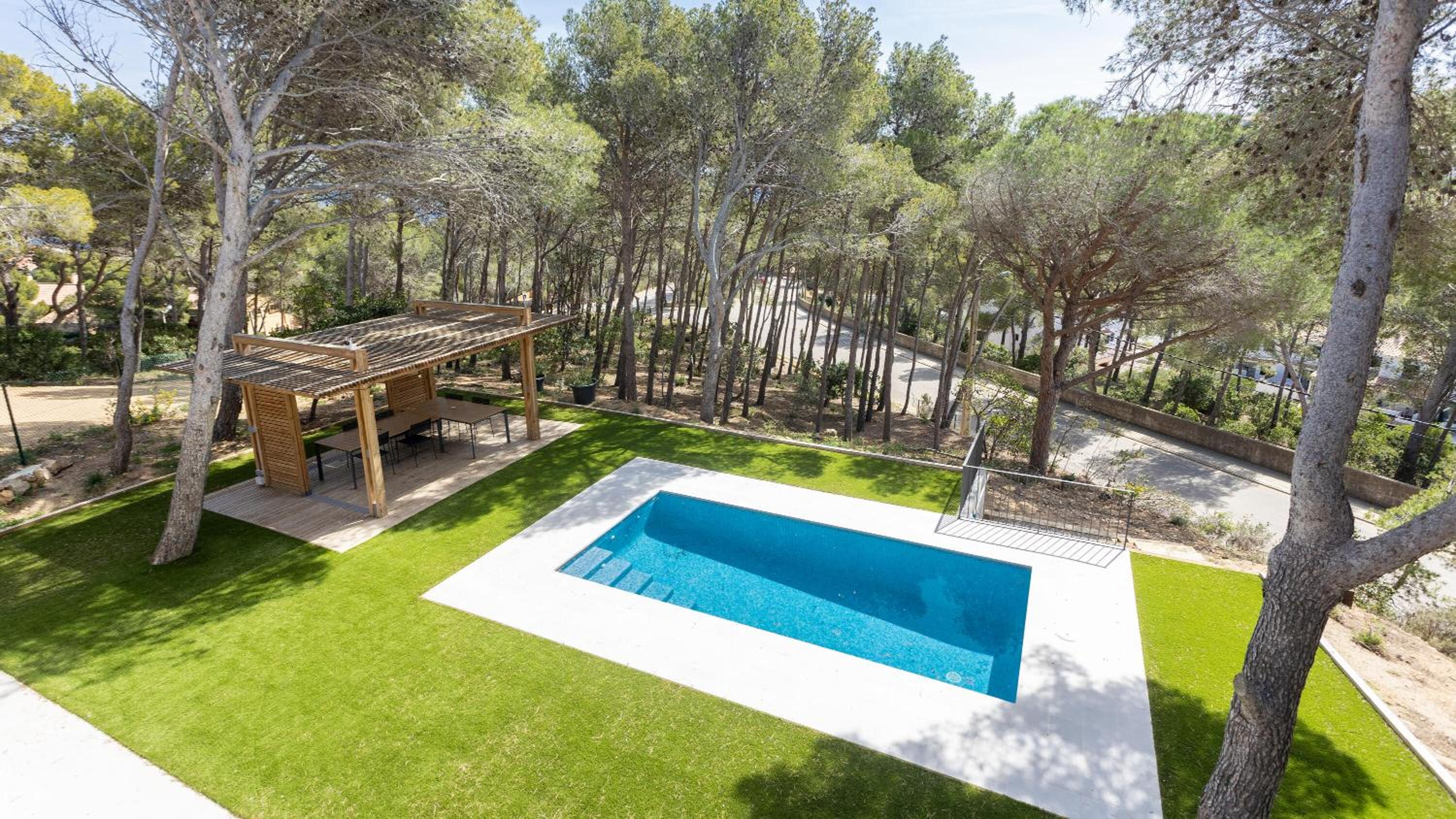 Villa Can Reig Tamariu, next to the beach view 2