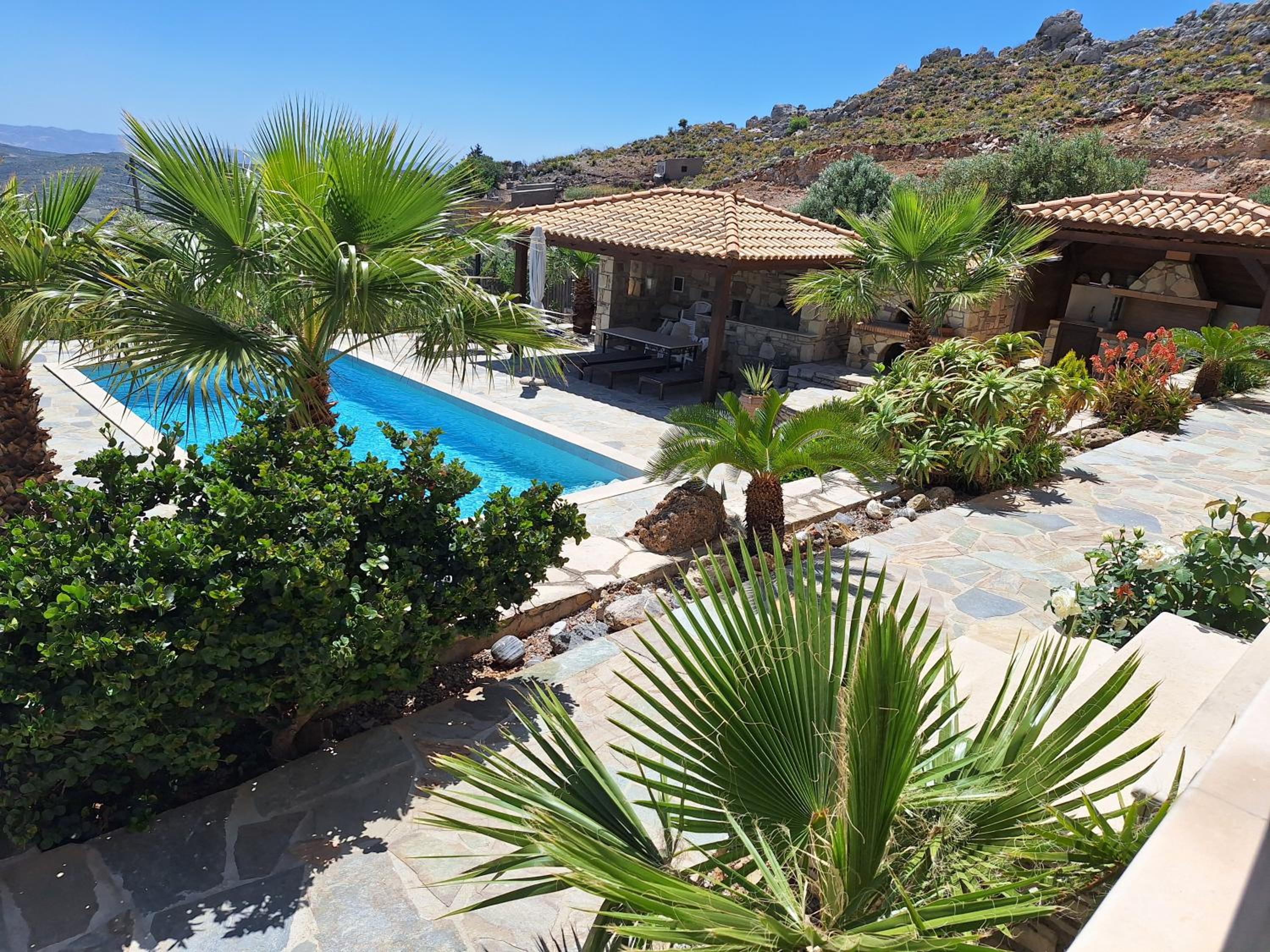 Evgoro - Mountain View with private pool and spa view 4