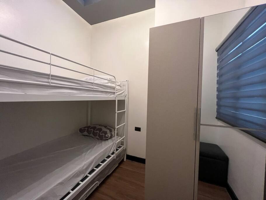 Kapitolyo Prisma Residential Condo TCPH21 - NYC Vibes Penthouse with KTV Pool and Balcony with City View Panorama 5 Min Drive to BGC St Lukes and Ortigas -