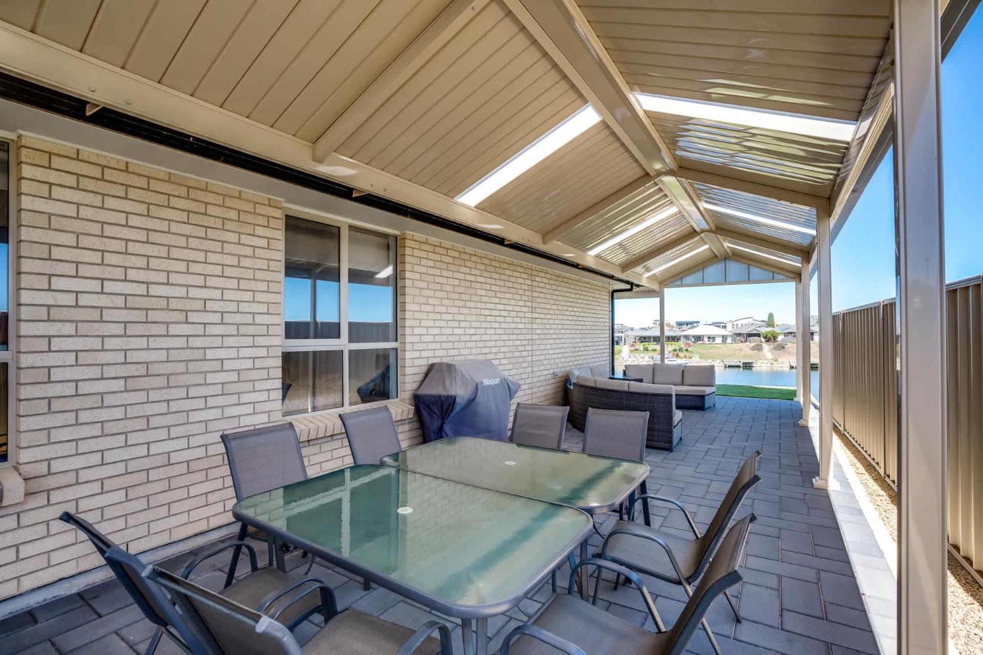 Serenity 24 Tyro Pde Hindmarsh Island - No Linen Included