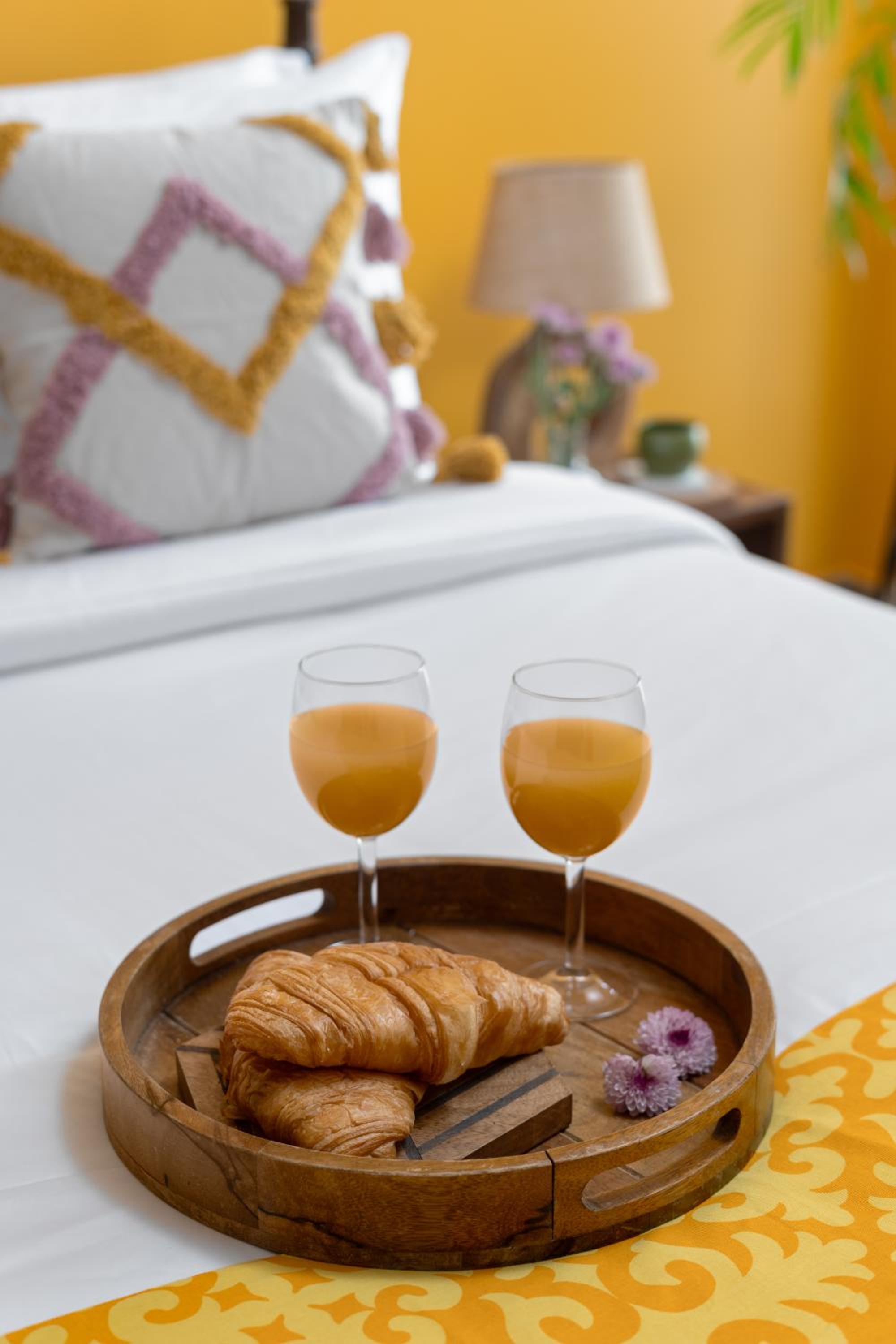 The Urban Nest by The Blue Kite - 3BHK Spacious & Modern Apartments With Kitchen & Wifi view 3