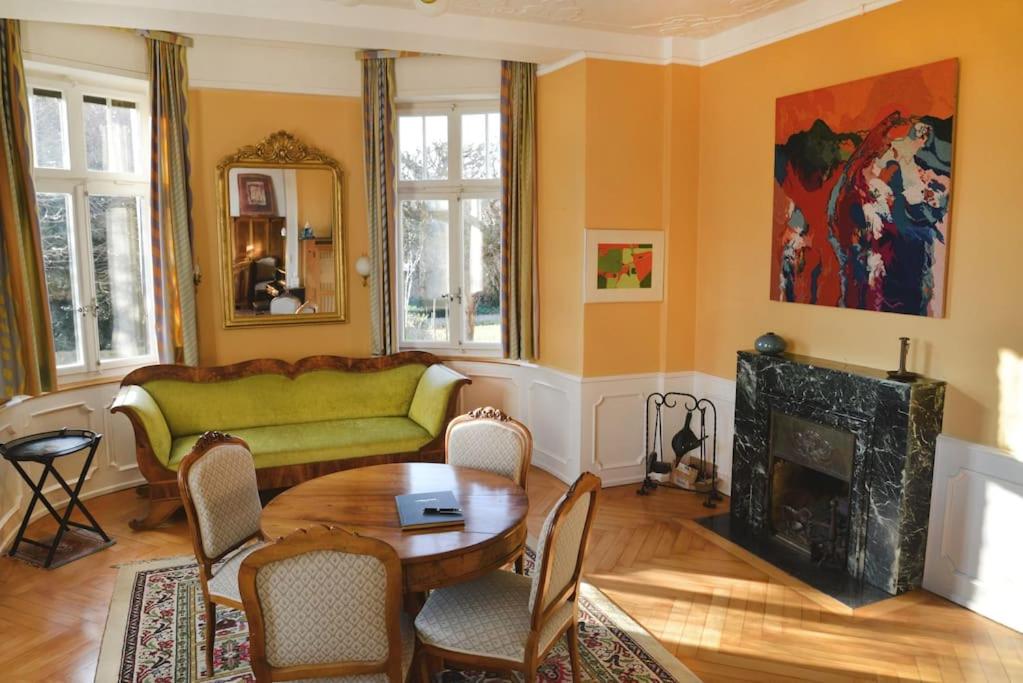 Villa unique, piscine et grand parc, Vorbourg 15