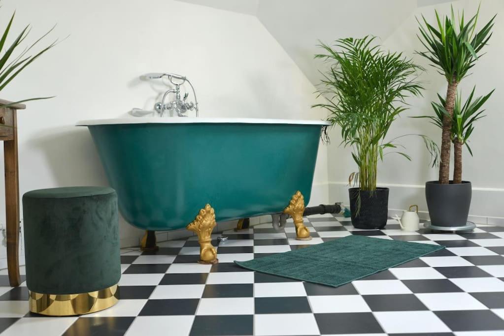 Villa unique, piscine et grand parc, Vorbourg 15