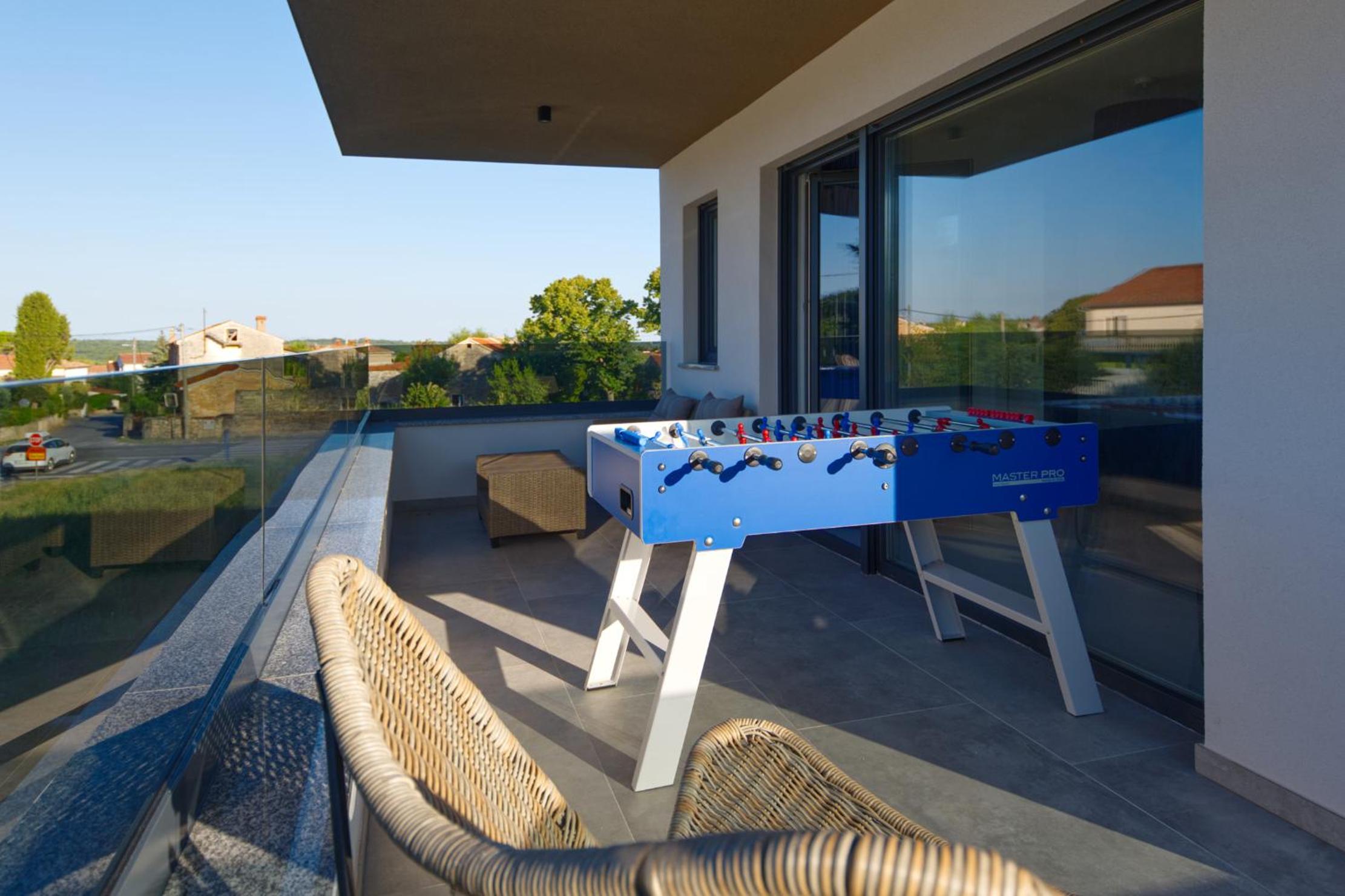 Villa Bavigo for 8 people near Pula with wellness & children playground