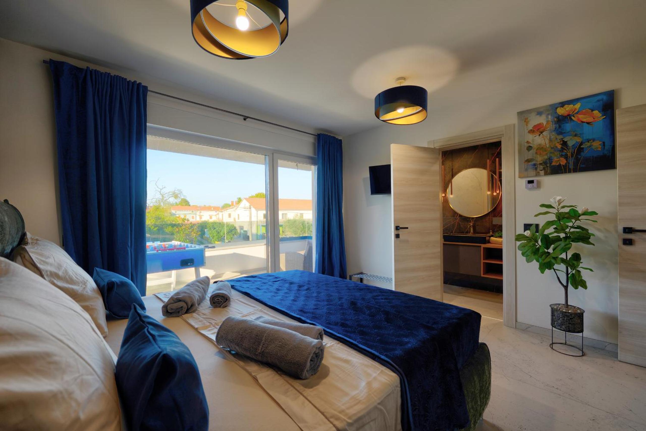 Villa Bavigo for 8 people near Pula with wellness & children playground