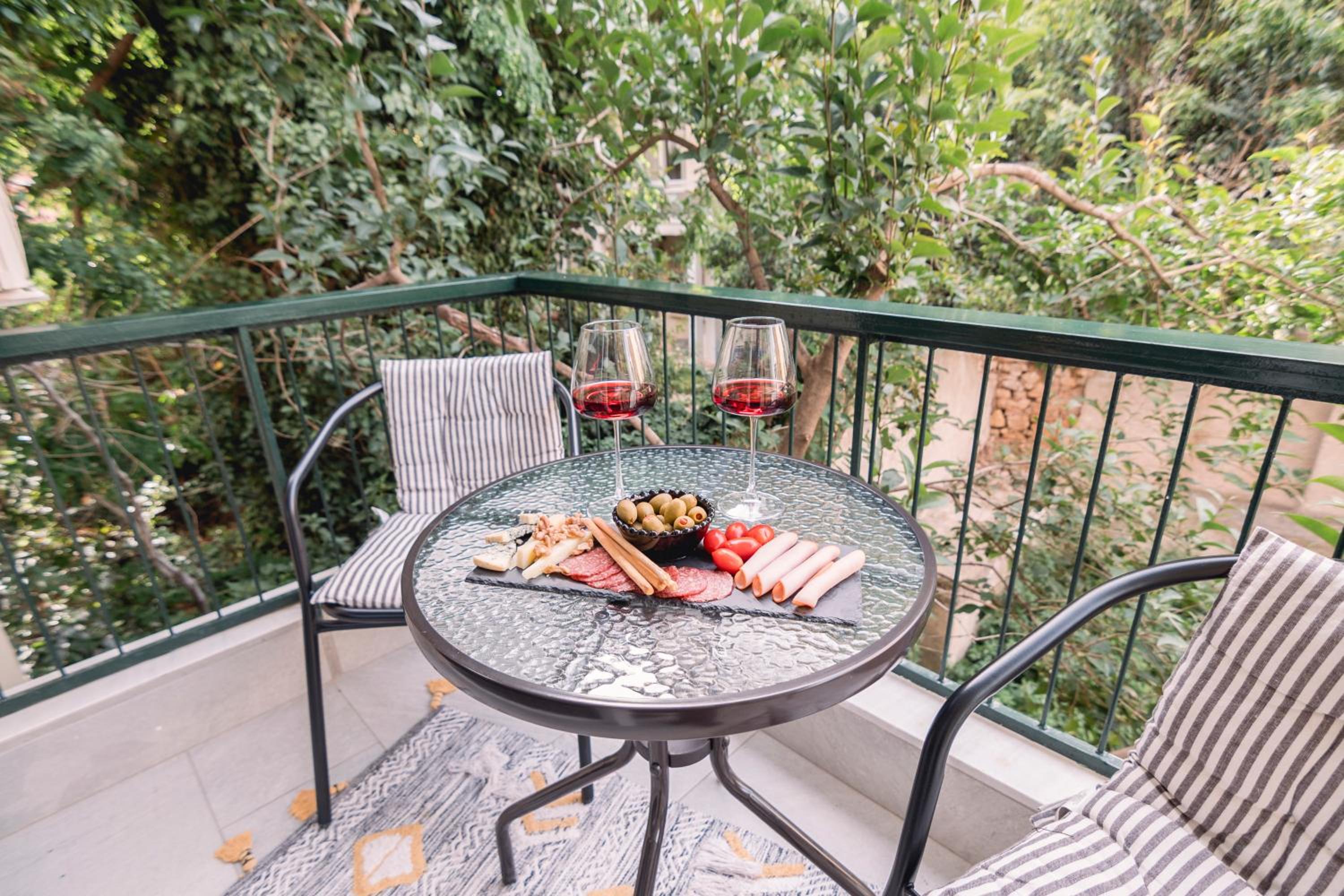 Almasi Luxury Suites Marquise photo 1