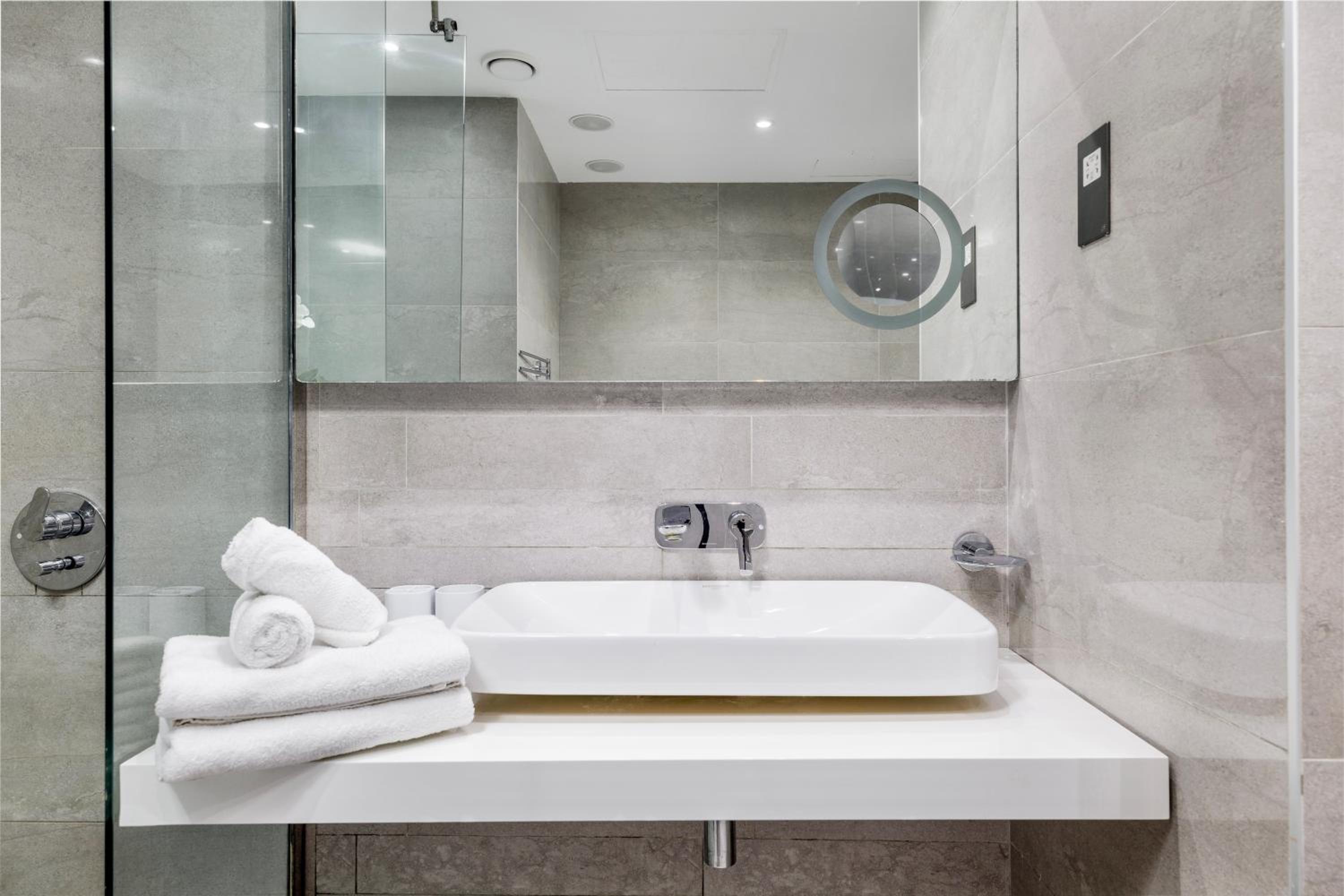 Maison Privee - Serene & Luxury Retreat in the Heart of JBR Beach