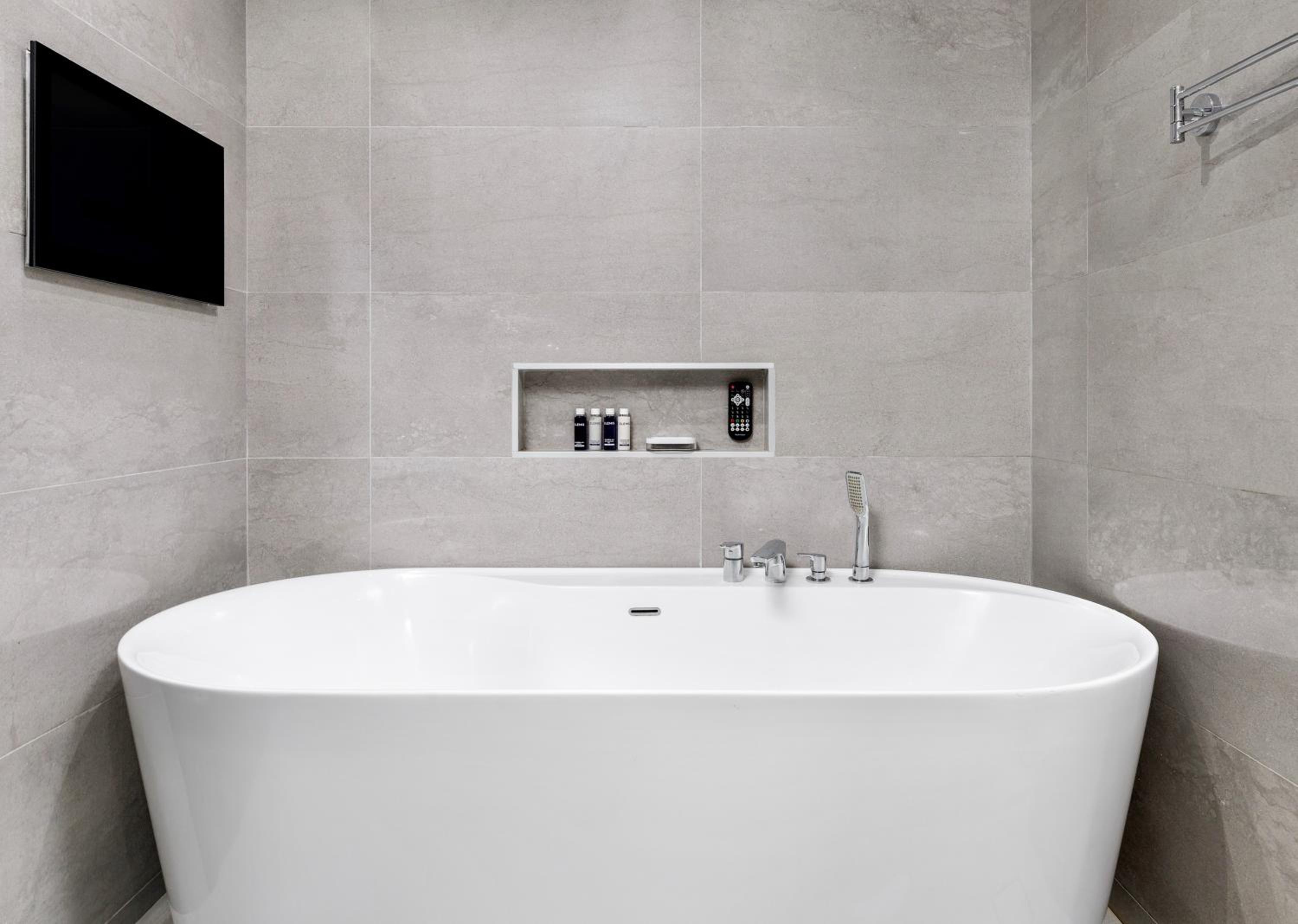 Maison Privee - Serene & Luxury Retreat in the Heart of JBR Beach