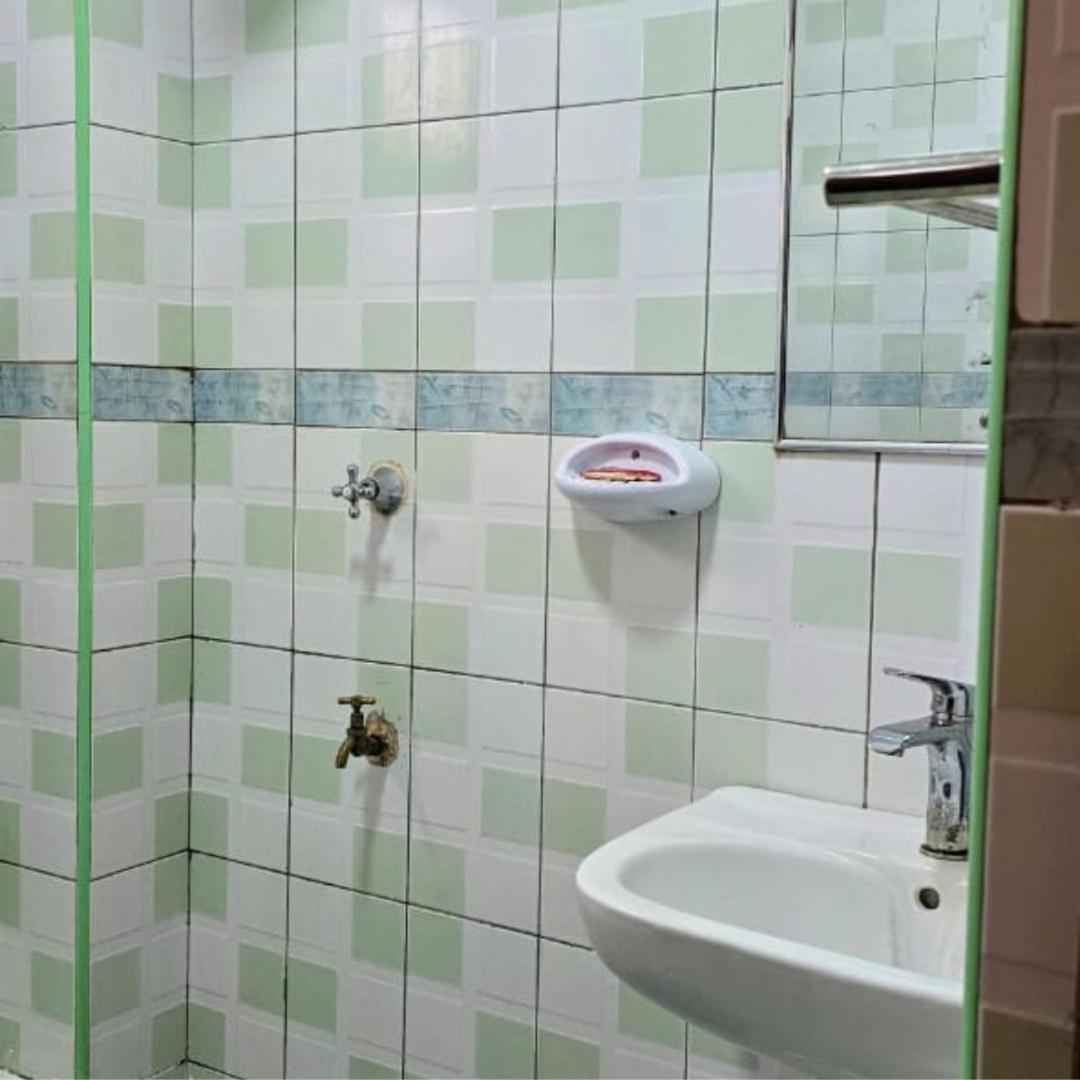 Cozy Apt Near UN & 2 Rivers Mall view 5