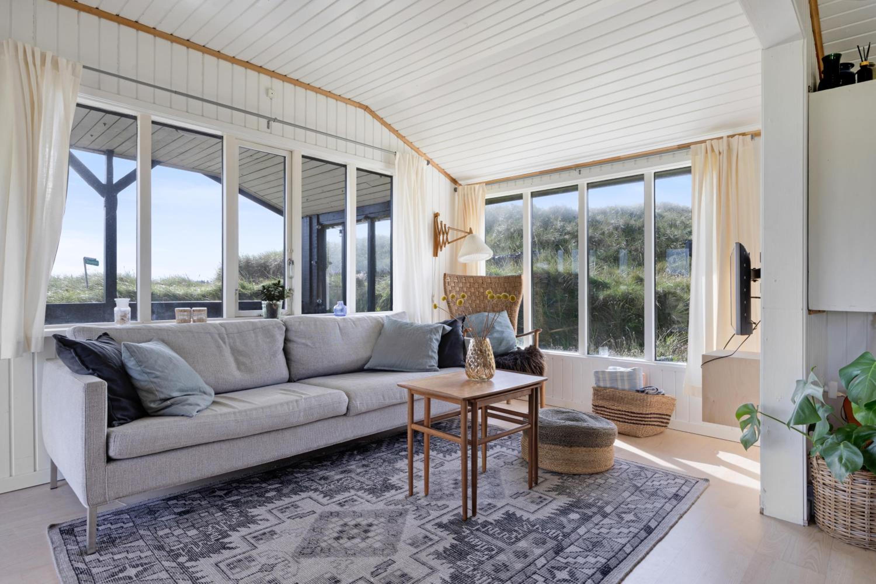 Bettysvej 14, Lovely Holiday Home For Rent view 2