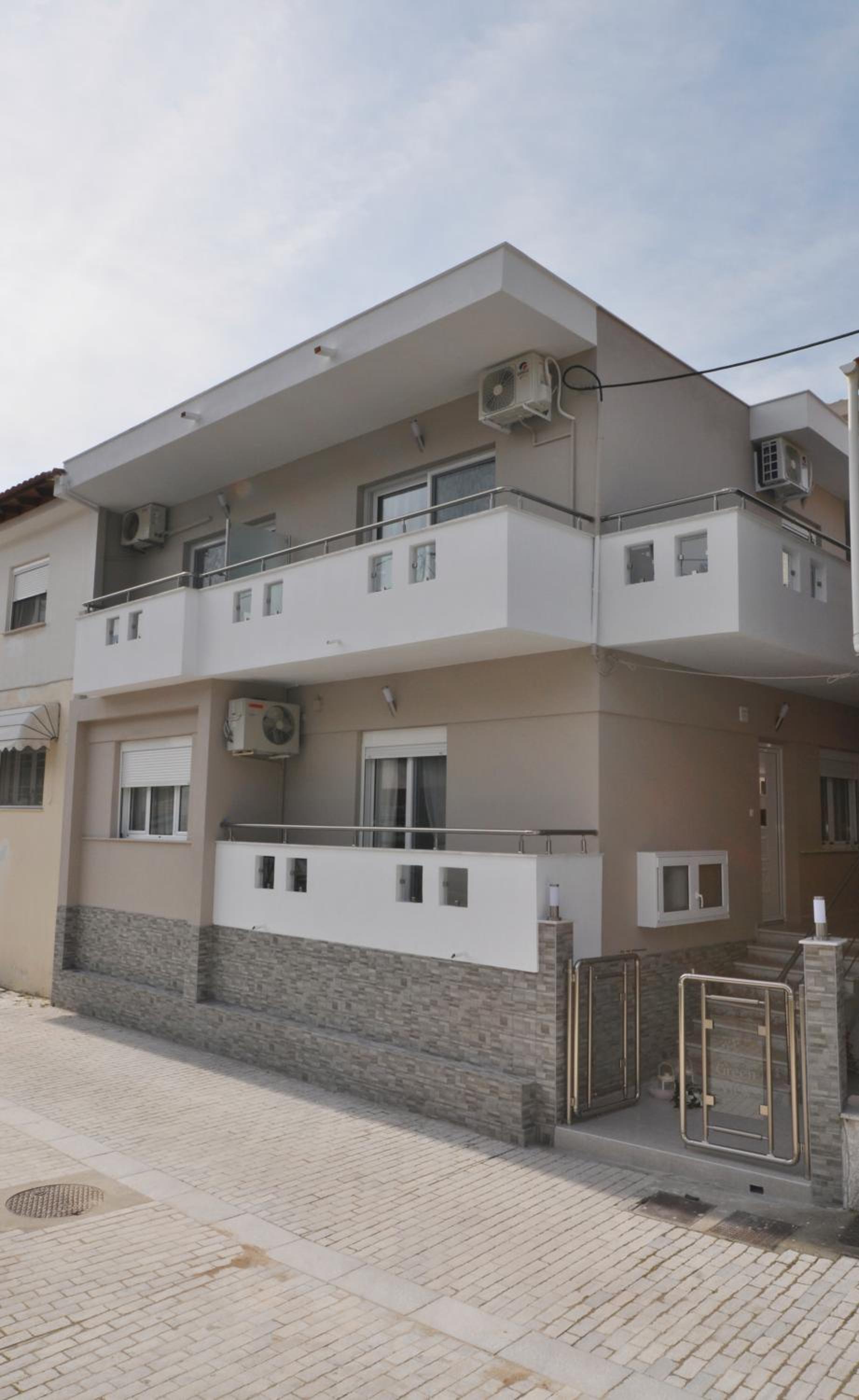 Green View Apartments view 4