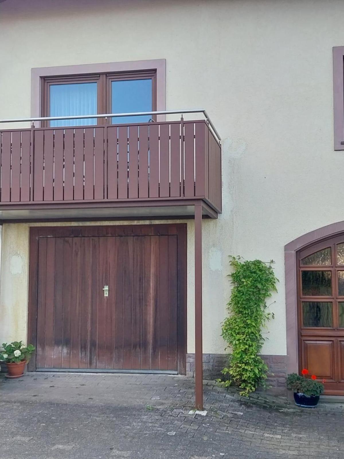 Weingut-Ferienwohnungen Lorenz - nur Urlaubsgäste