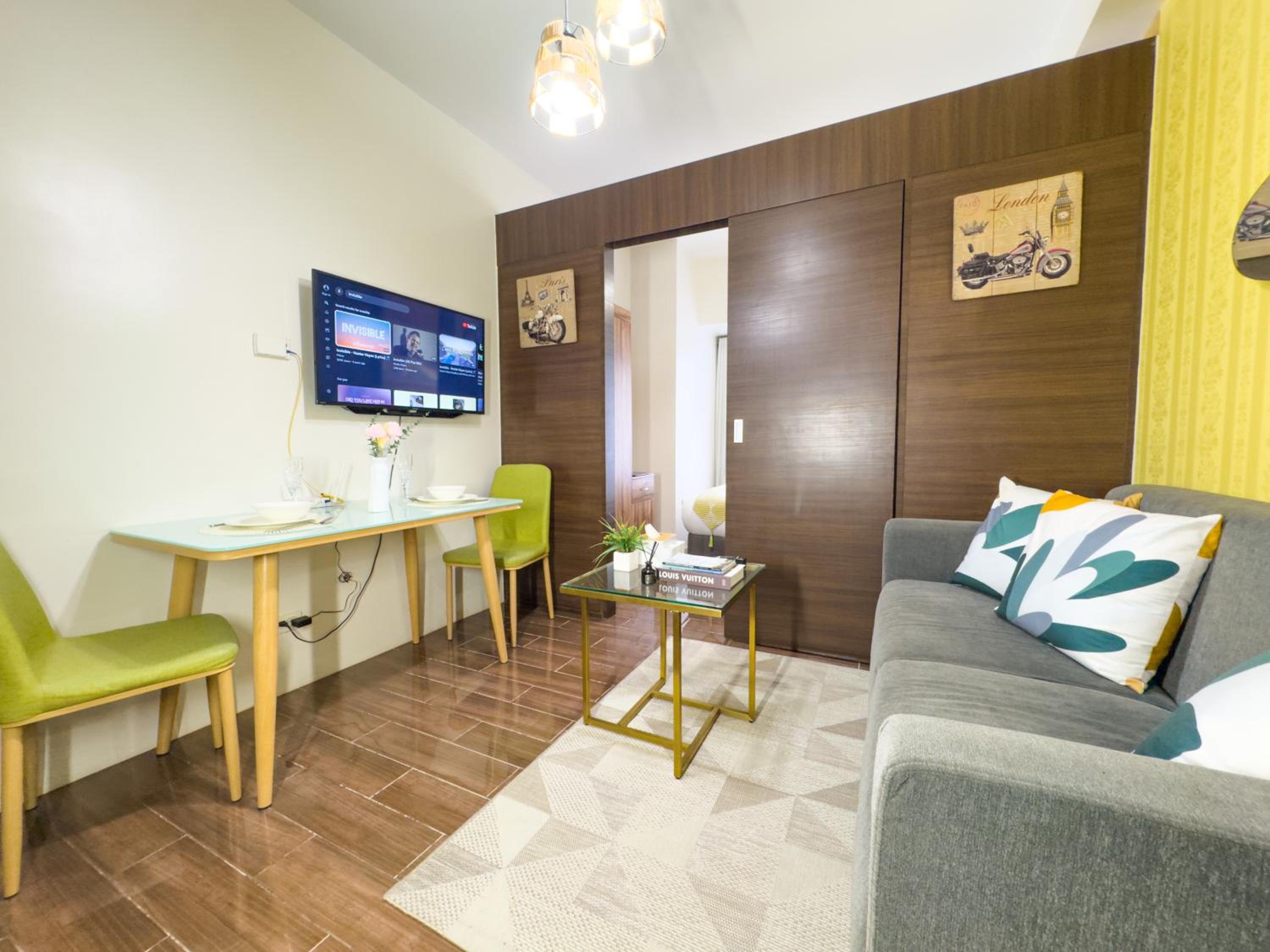 1BR Makati, Air Residences M007 photo 2