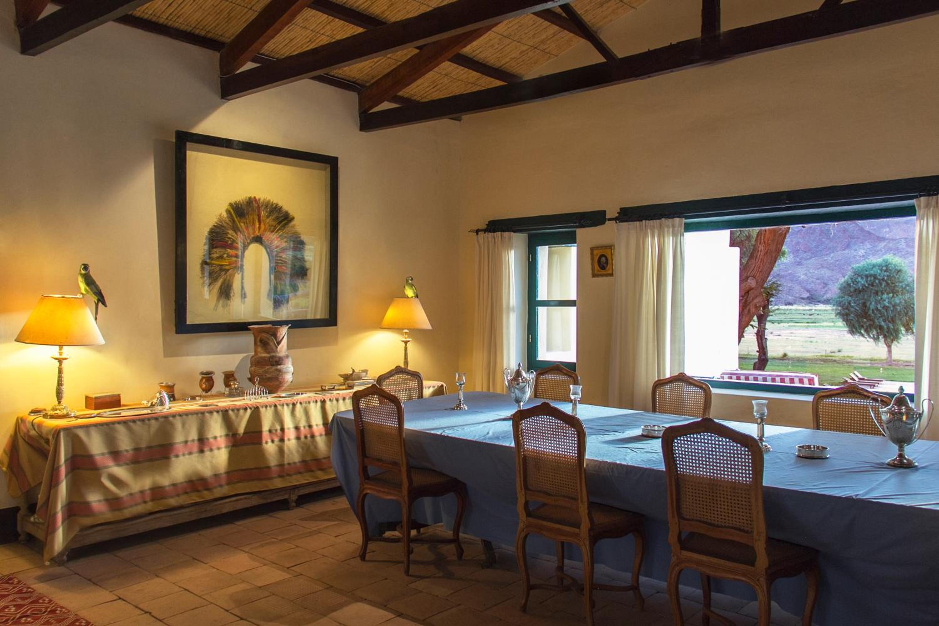 dining