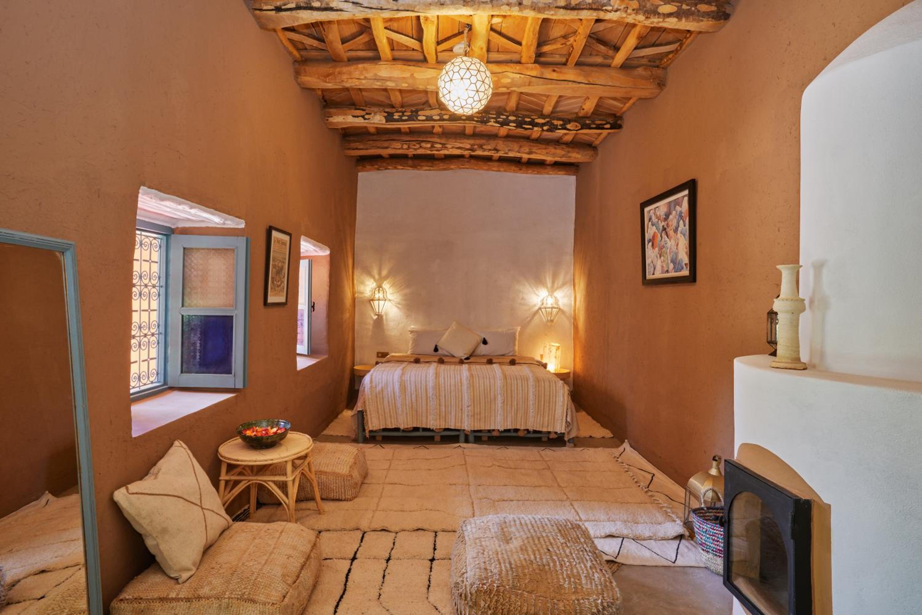 Agafay Desert Hotel