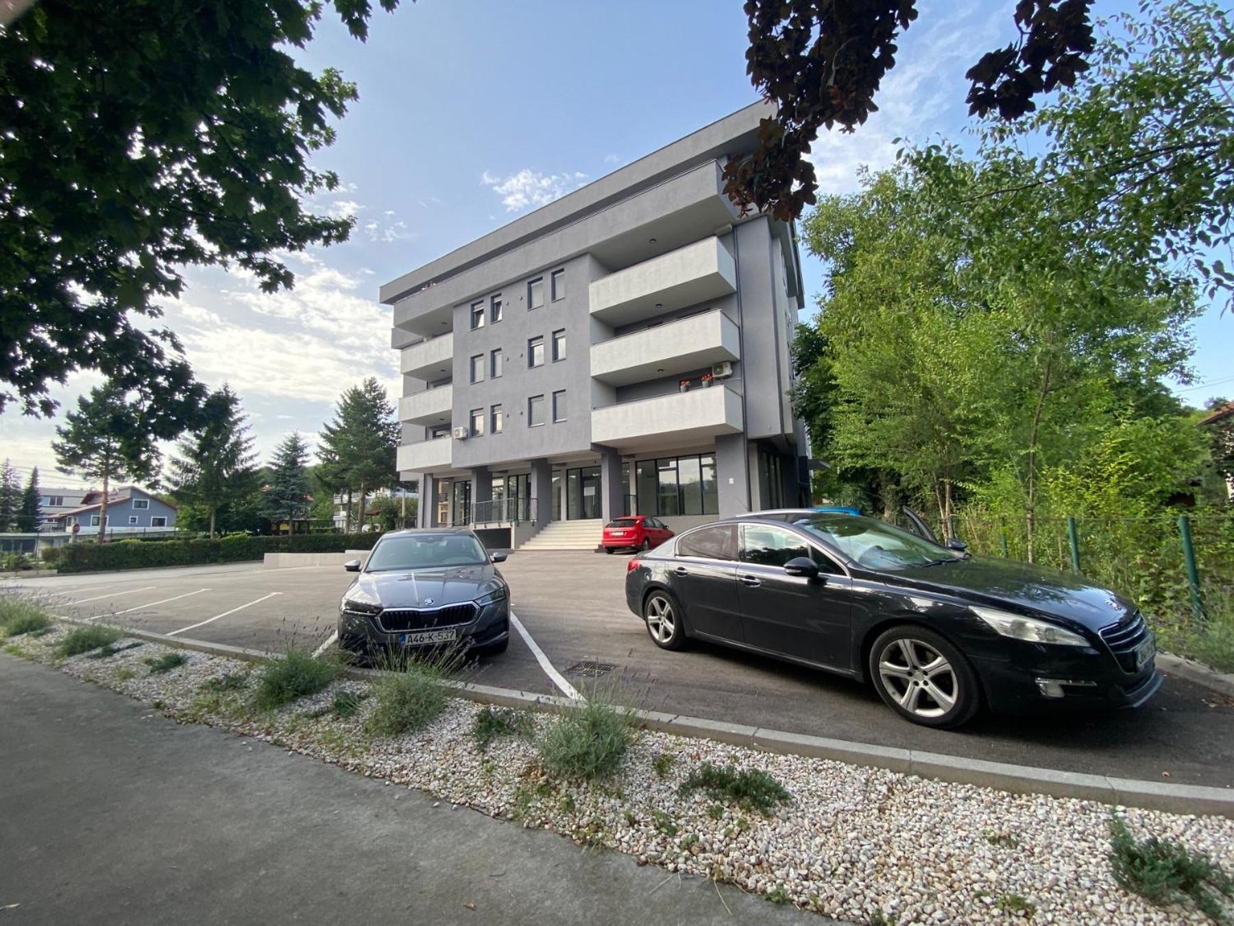 APARTMAN DBR -Dobrinja Sarajevo-FREE GARAGE
