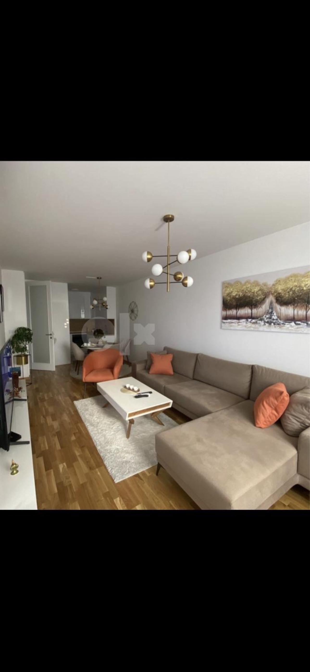 Apartman sa garažom Tower