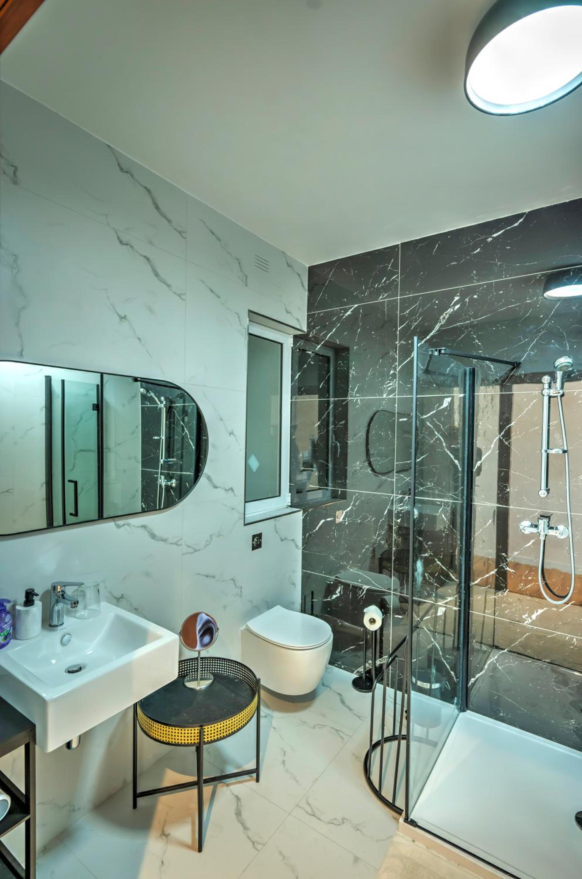 Large and stylish 1 bedroom 2 bathrooms AGER1-1 photo 2