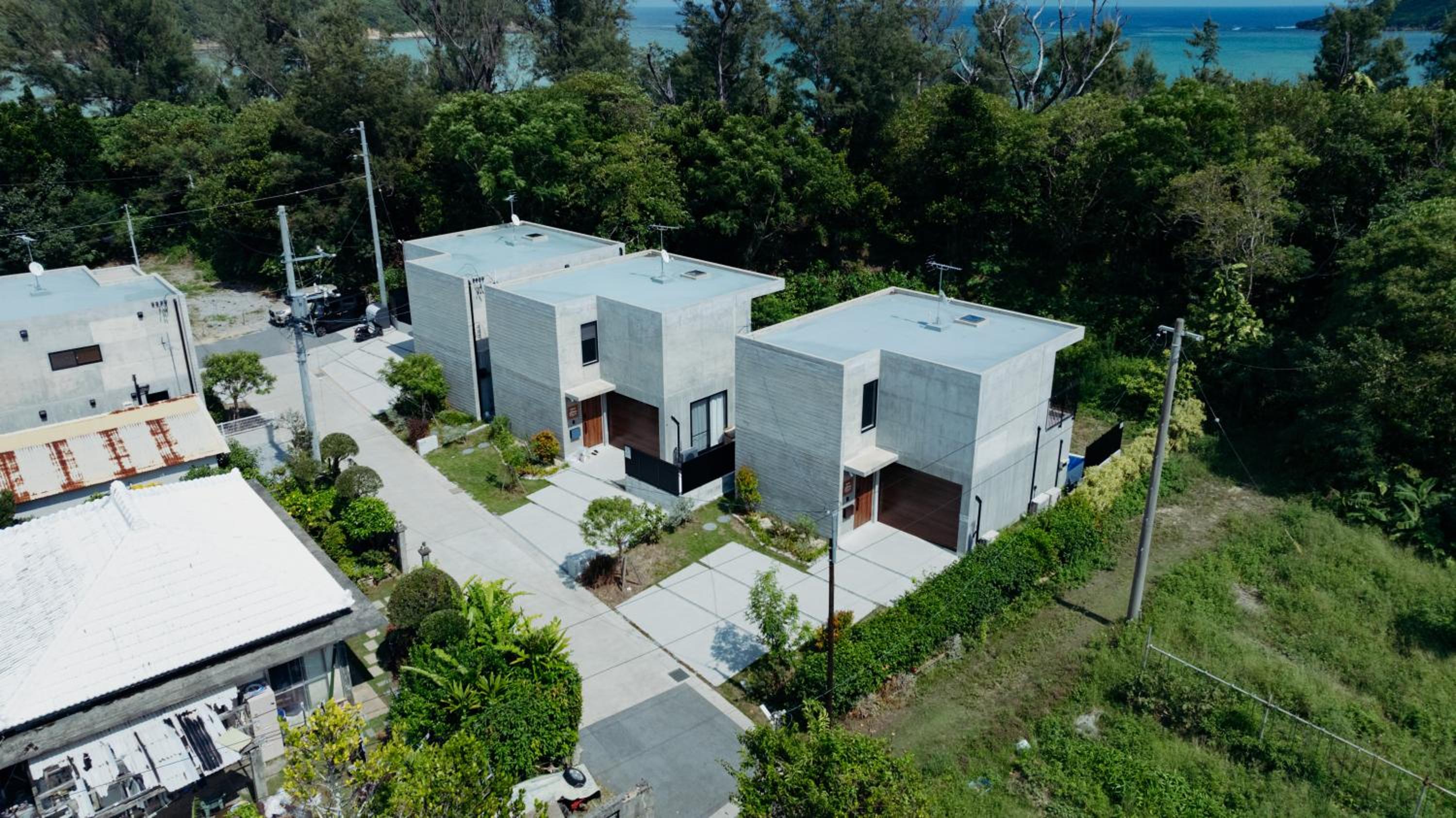 RYUKYU BREEZE 1棟貸し 天然ビーチまで徒歩30秒 プライベートプール付きVilla 北部