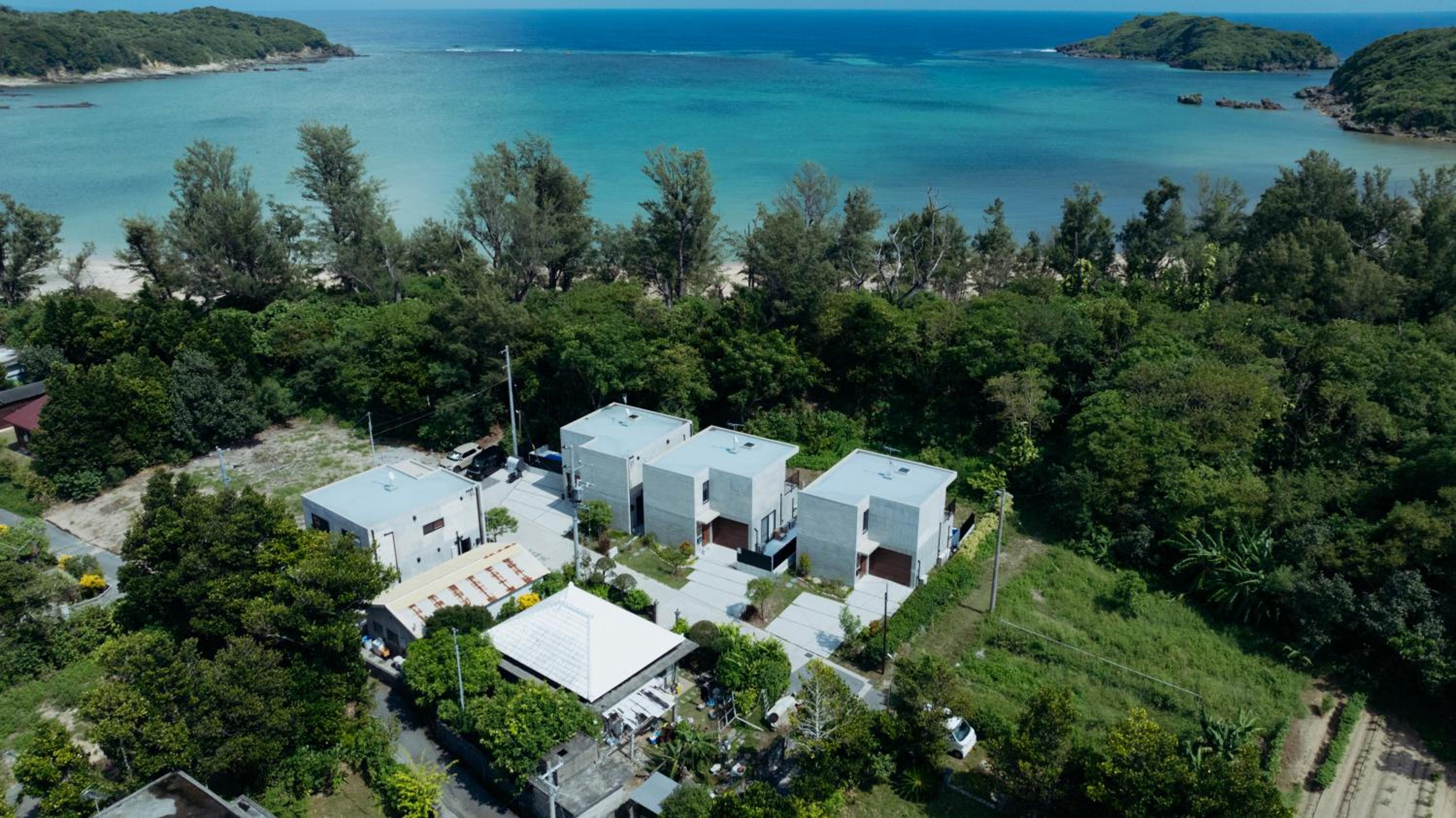 RYUKYU BREEZE 1棟貸し 天然ビーチまで徒歩30秒 プライベートプール付きVilla 北部