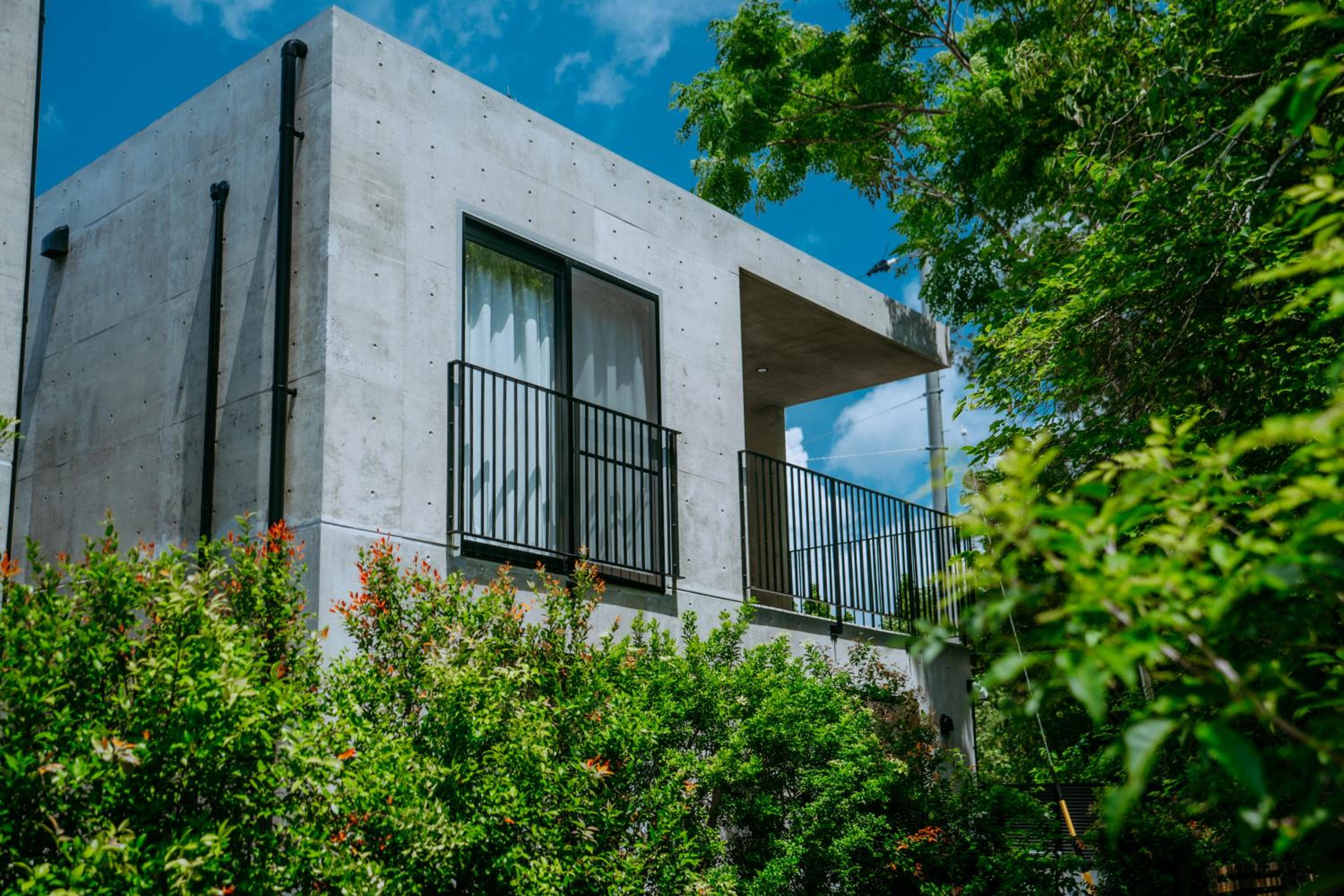 RYUKYU BREEZE 1棟貸し 天然ビーチまで徒歩30秒 プライベートプール付きVilla 北部