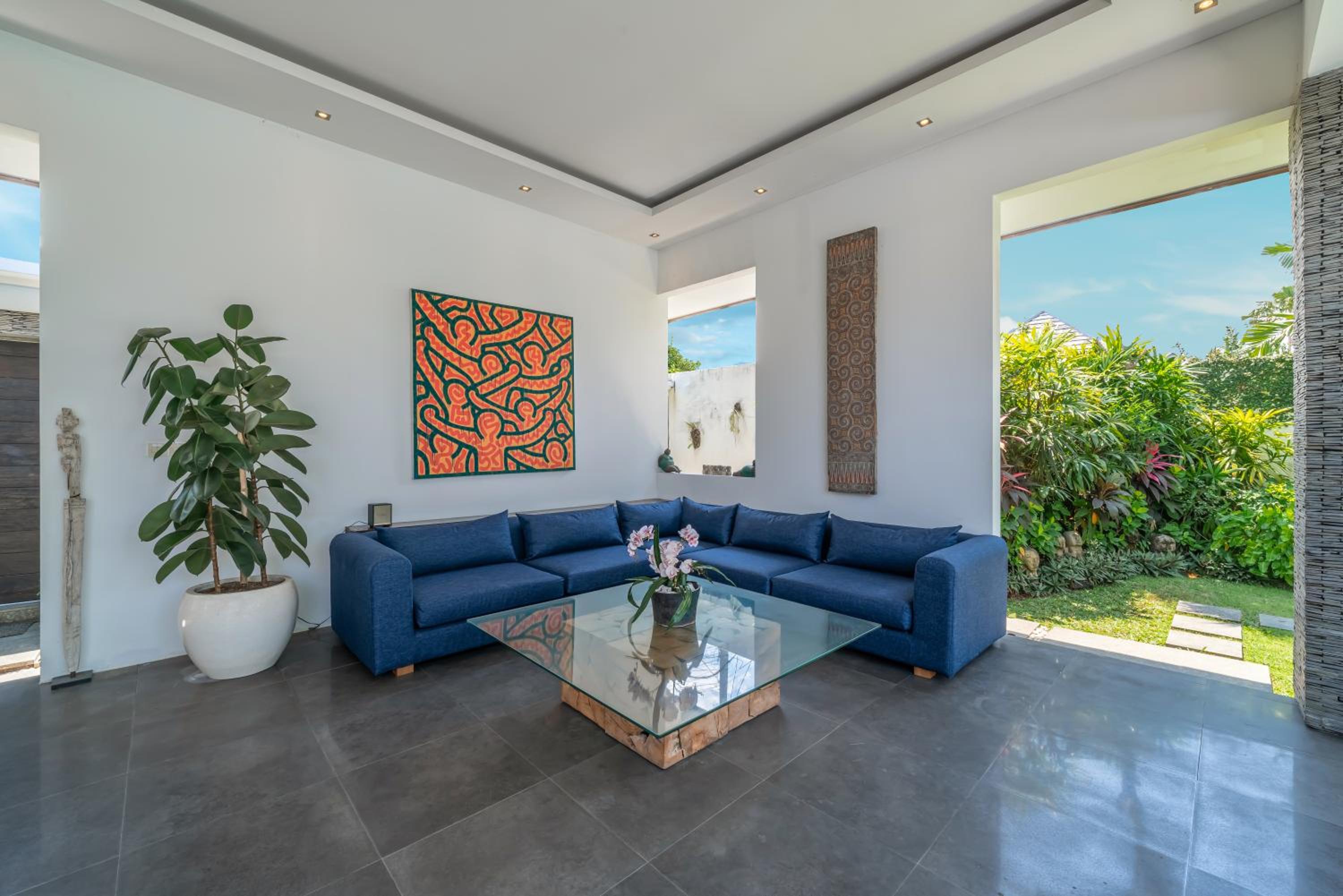 Villa Cempaka Ungu - Tranquil & Chic Pool 4-Bedroom Villa In The Heart Of Seminyak