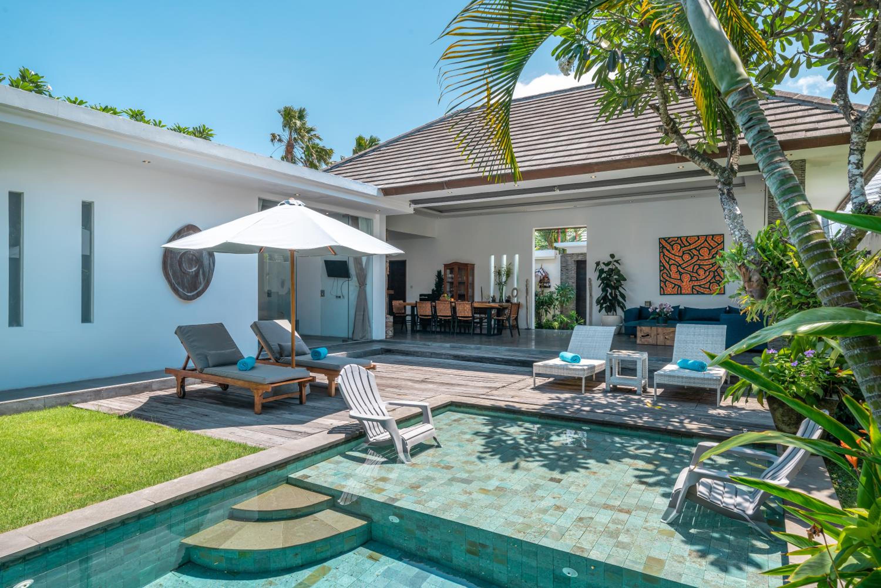 Villa Cempaka Ungu - Tranquil & Chic Pool 4-Bedroom Villa In The Heart Of Seminyak