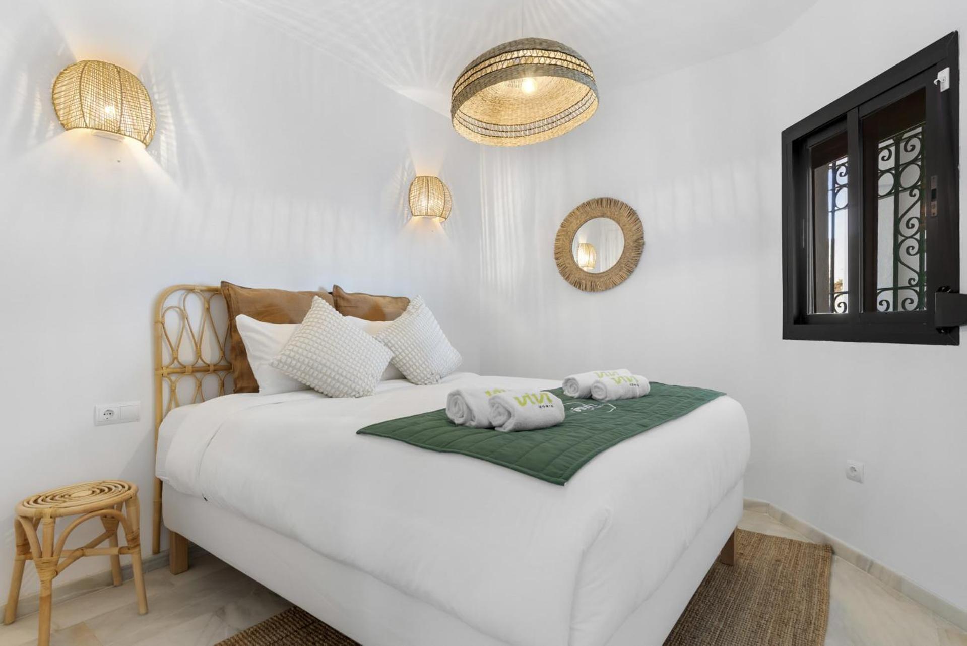 ViVi Homes - Robina - Pool - Terrace - close to beach