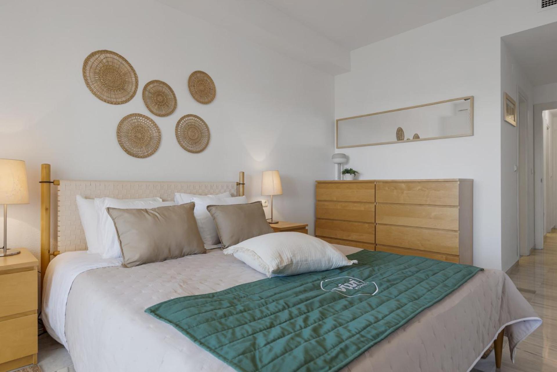 ViVi Homes - Rome Pool, Garden, Golf & Beach