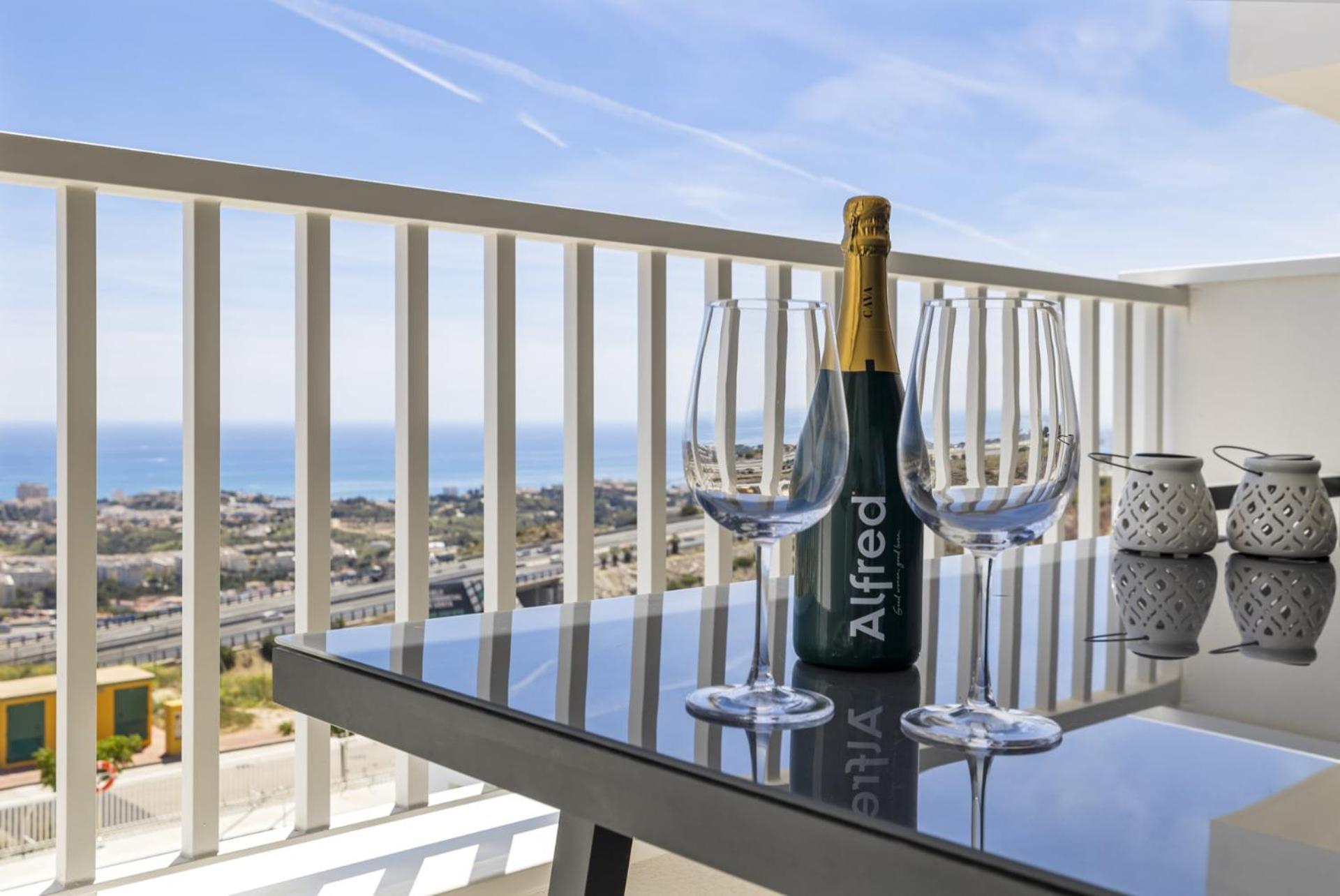 ViVi Homes - Santangelo Pool, Terrace & Sea View