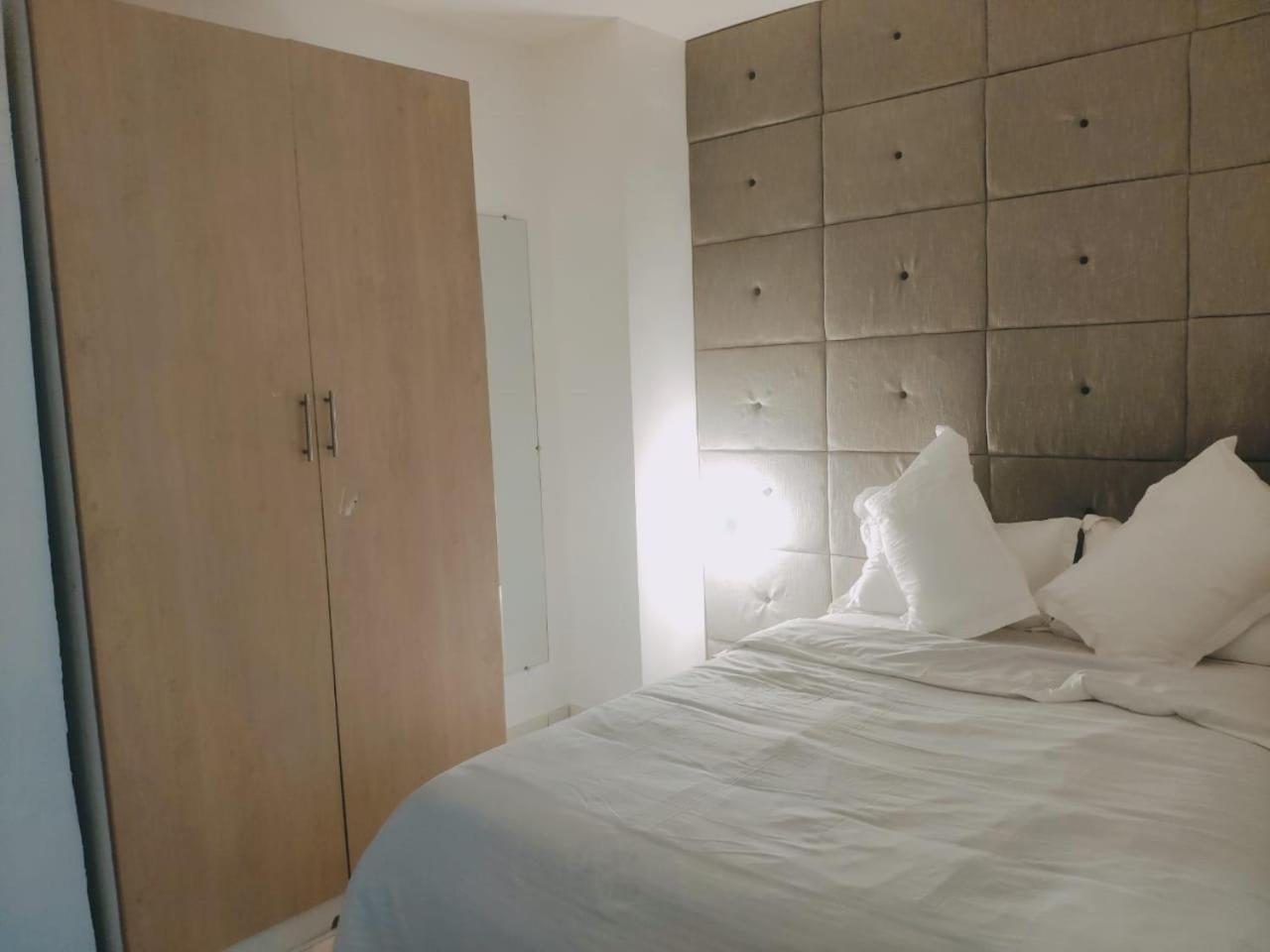 Immeuble Bisrrah, Deux Pièces