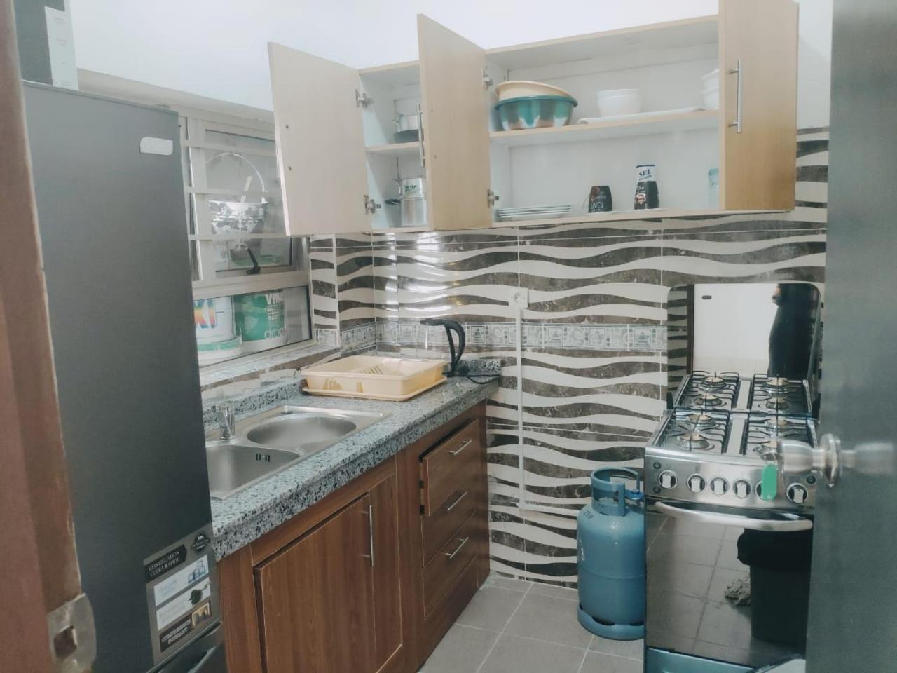 Immeuble Bisrrah, Deux Pièces
