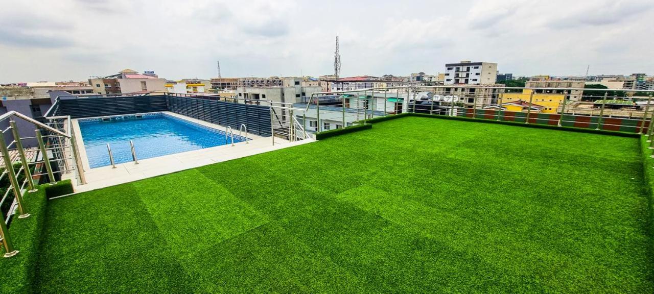 Immeuble Bisrrah, Deux Pièces