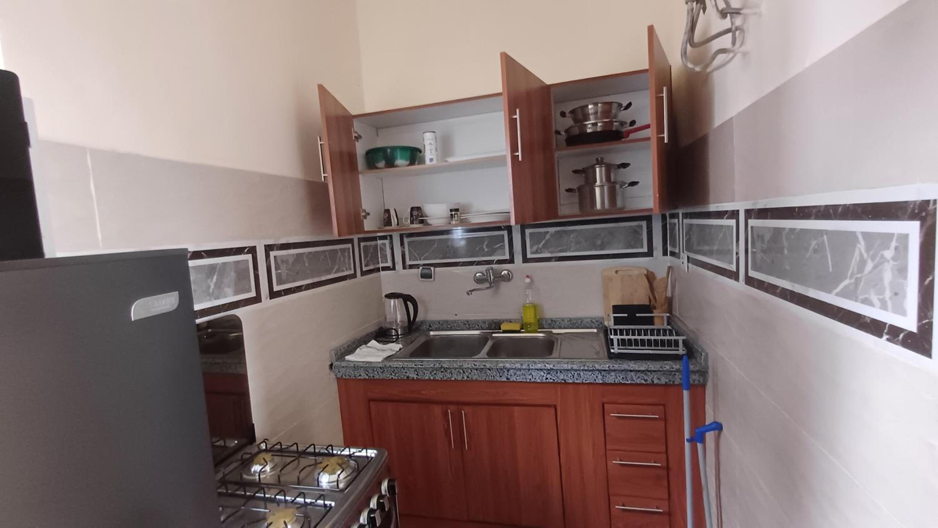 Immeuble Bisrrah, Deux Pièces