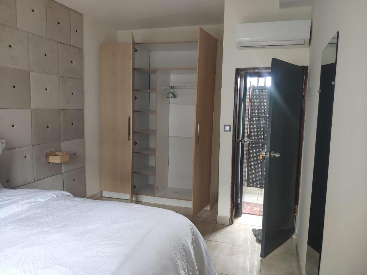 Immeuble Bisrrah, Deux Pièces