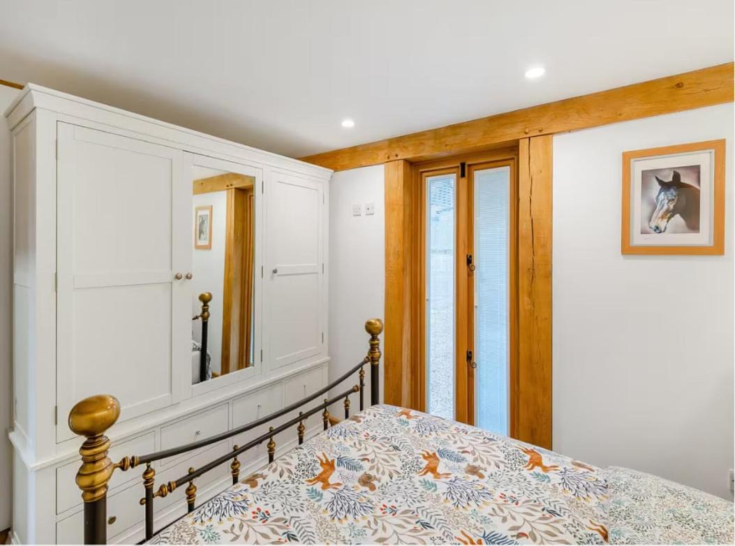 The Saddlery Barn Retreat