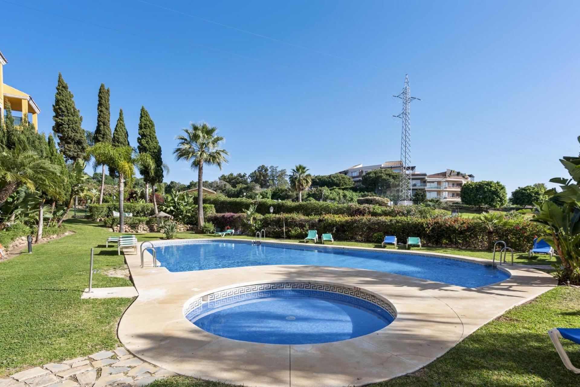 ViVi Homes - Girasol Pool, Golf, View & Terrace