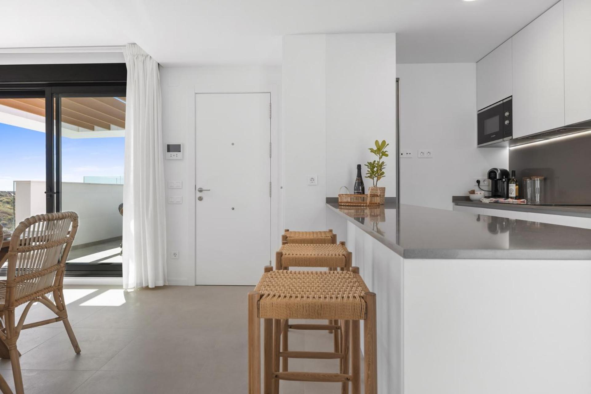 Penthouse Diamond - Private Pool, Terrace, Sea View, Gym & BBQ