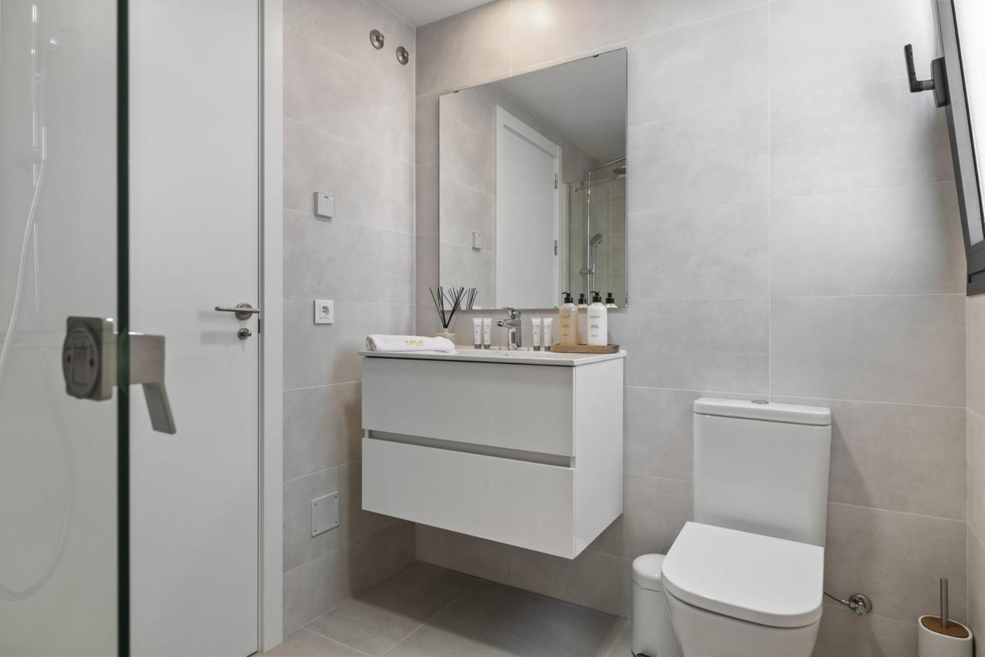 Penthouse Diamond - Private Pool, Terrace, Sea View, Gym & BBQ
