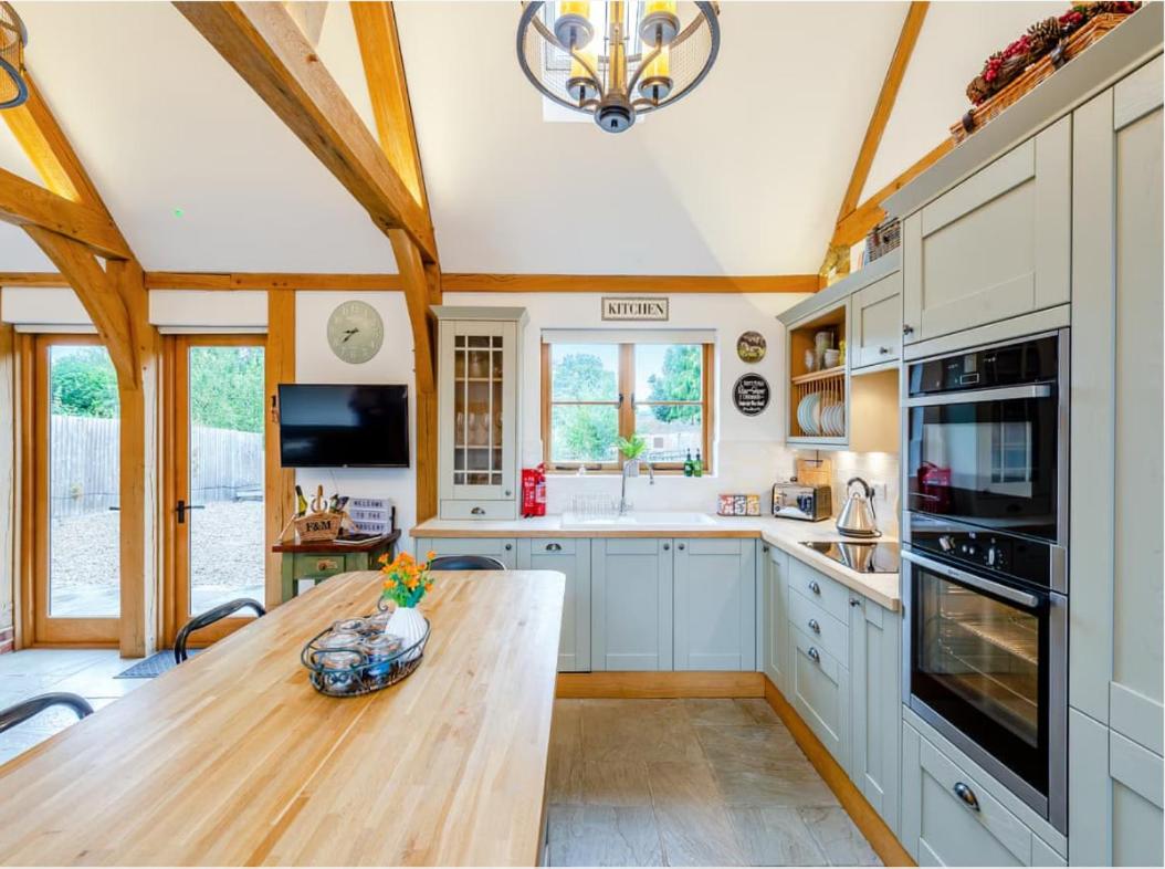 The Saddlery Barn Retreat