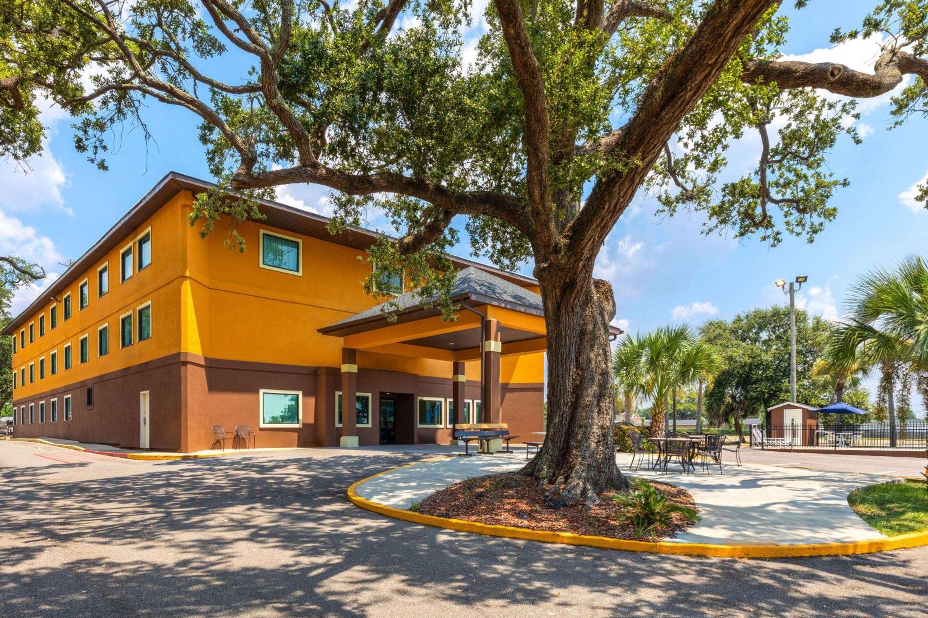Days Inn by Wyndham Biloxi Beach view 2